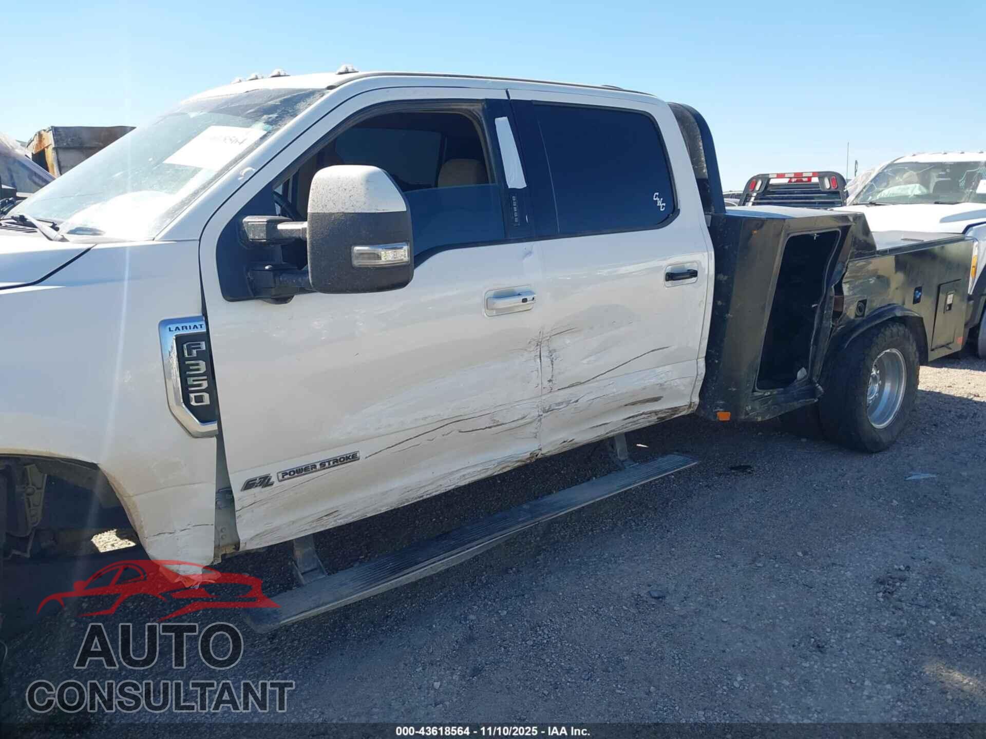 FORD F-350 2022 - 1FT8W3DT4NEE82098