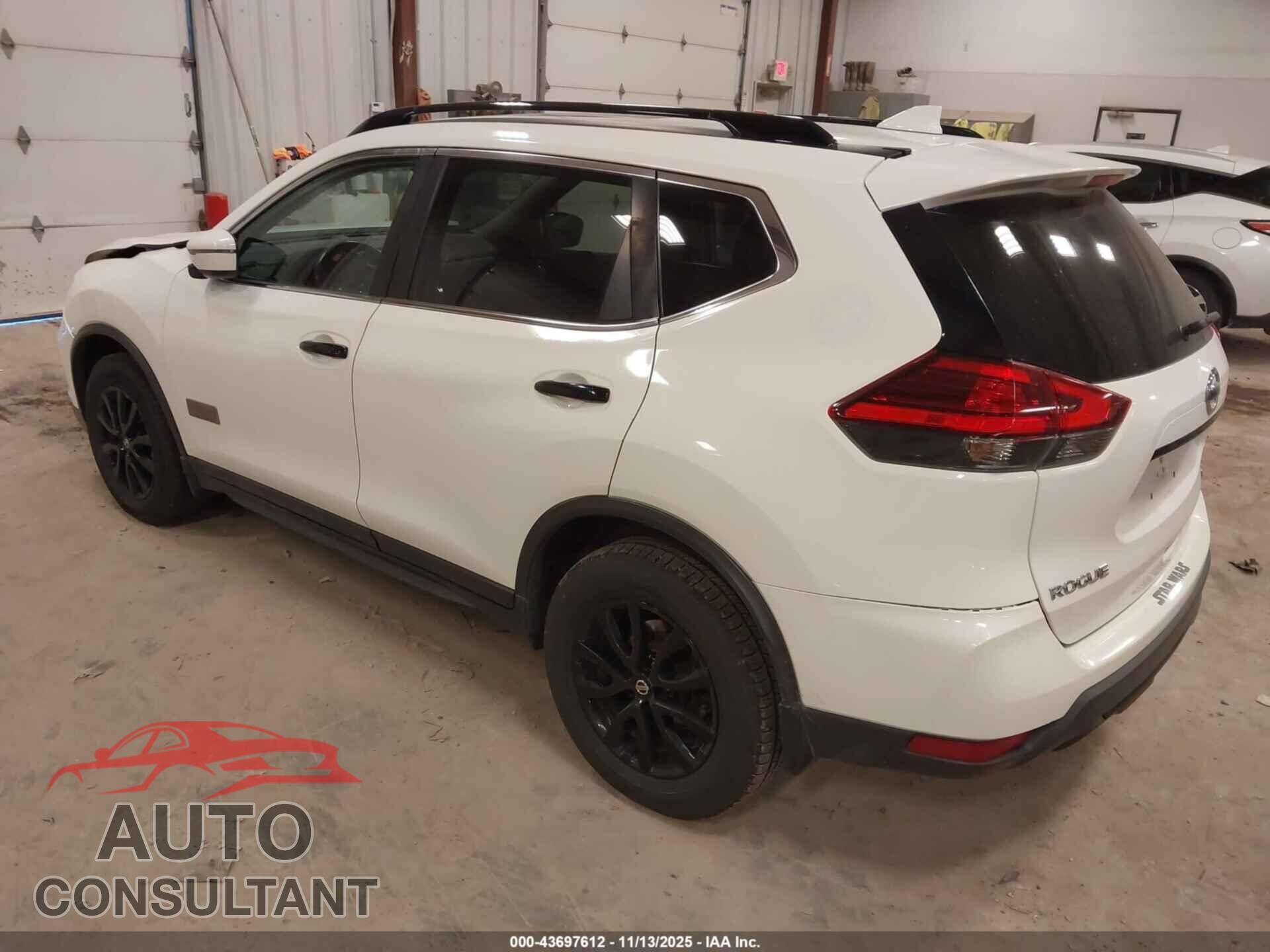 NISSAN ROGUE 2017 - 5N1AT2MV9HC757840