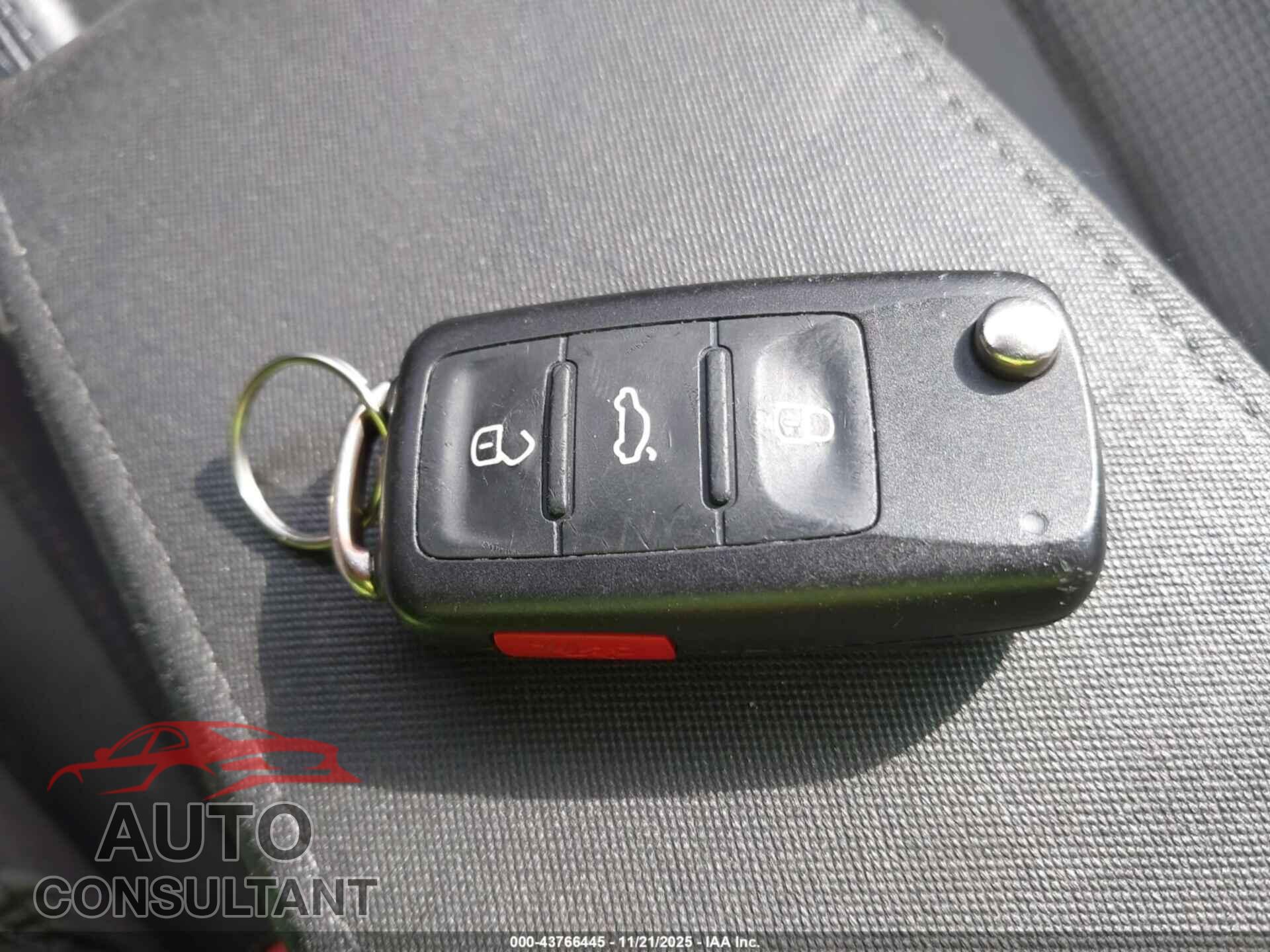 VOLKSWAGEN BEETLE 2017 - 3VWF17ATXHM626508