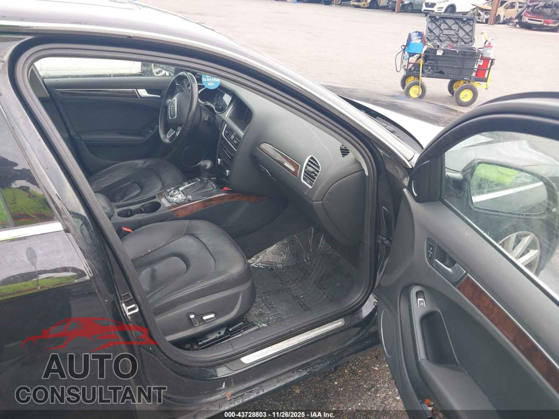 AUDI A4 2013 - WAUKFAFL7DN022744