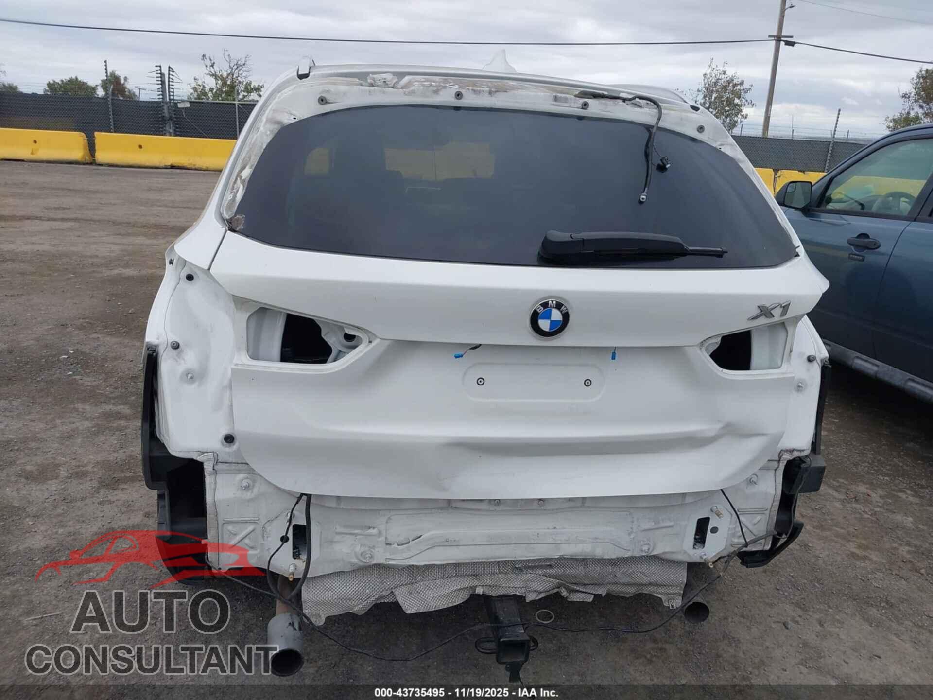 BMW X1 2016 - WBXHT3C30GP884866