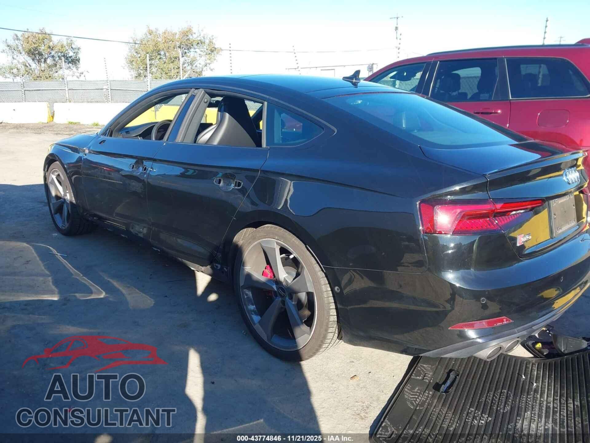 AUDI S5 2019 - WAUC4CF57KA077139