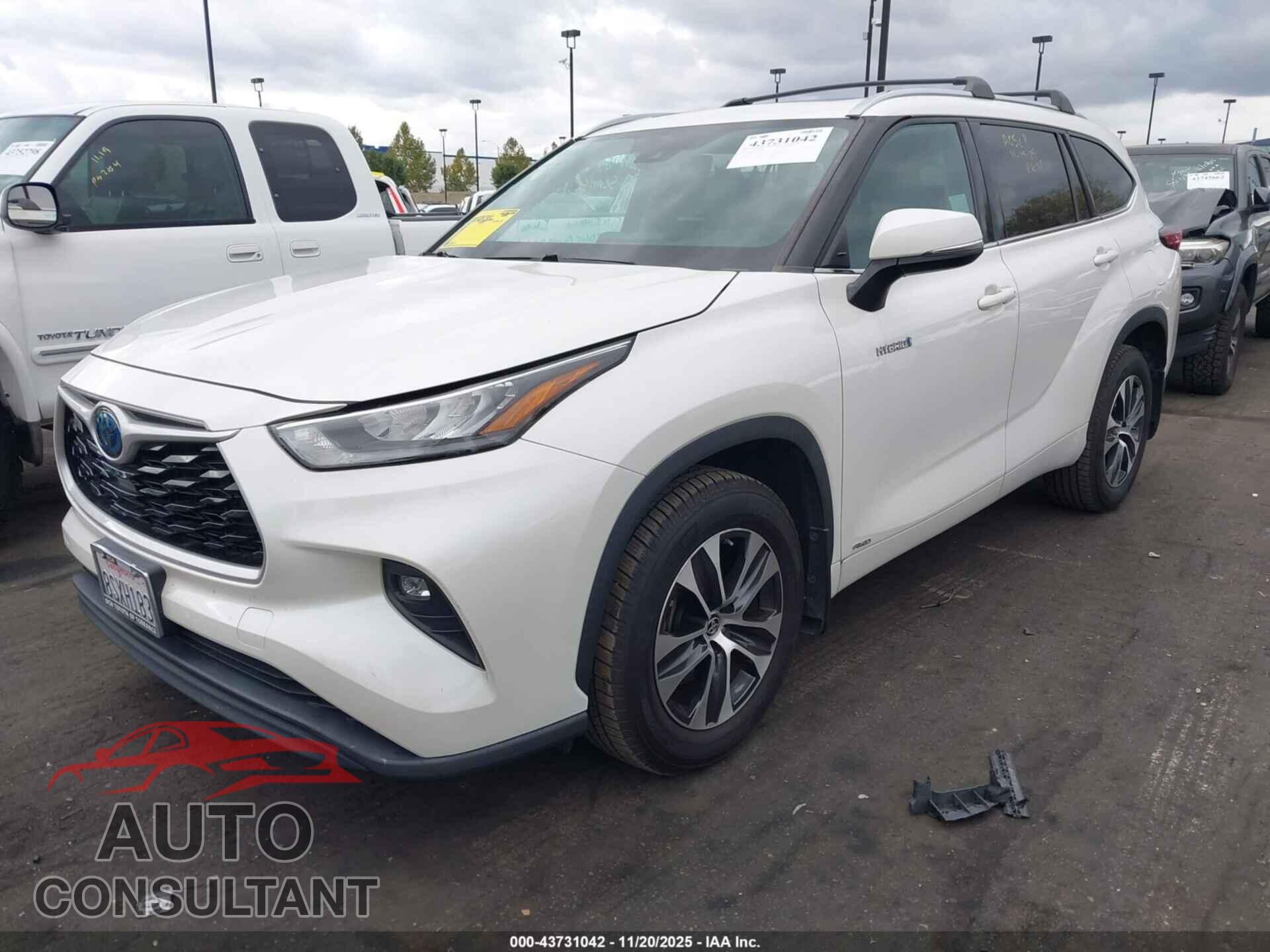 TOYOTA HIGHLANDER 2020 - 5TDHBRCH3LS511156