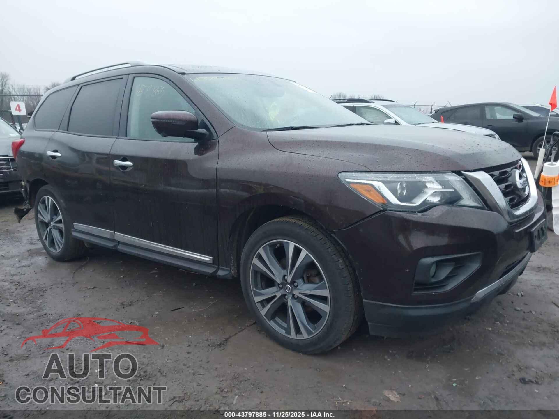 NISSAN PATHFINDER 2019 - 5N1DR2MM3KC579627