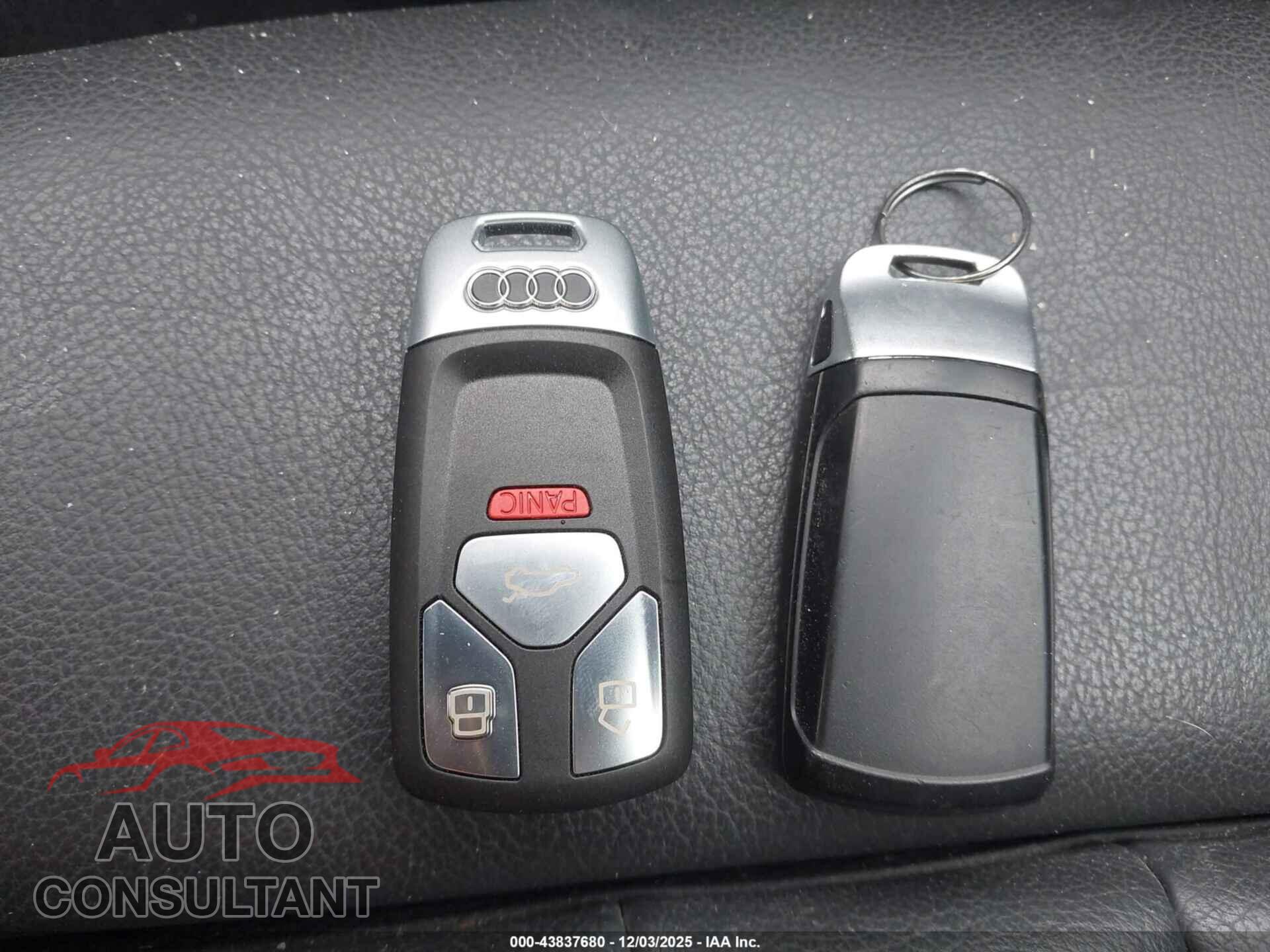 AUDI A4 2018 - WAUPNAF49JA022796