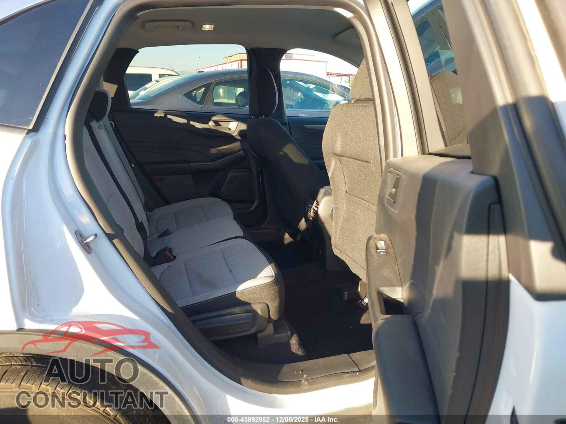 FORD ESCAPE 2023 - 1FMCU0GN4PUA32015