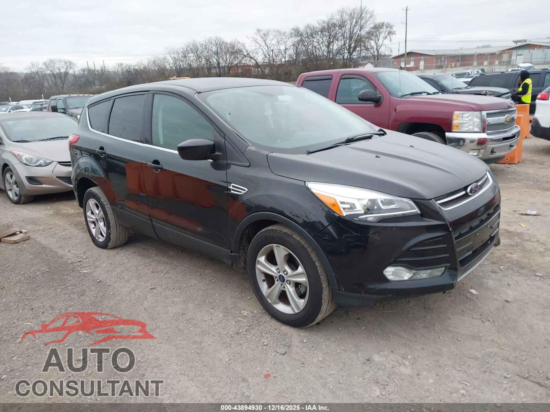 FORD ESCAPE 2016 - 1FMCU0GX3GUC34779