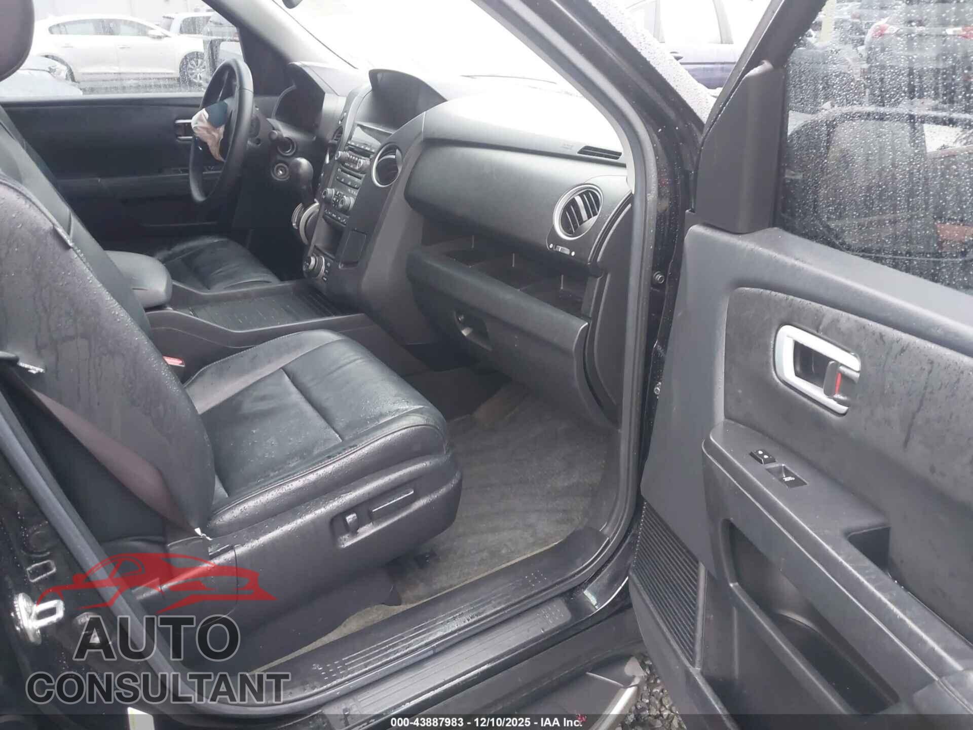 HONDA PILOT 2013 - 5FNYF4H92DB061417
