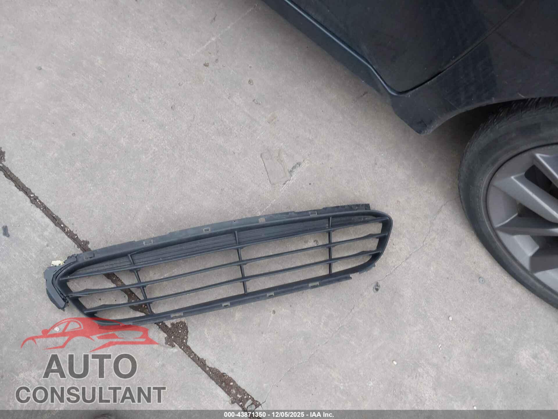 HYUNDAI ACCENT 2013 - KMHCT4AE7DU403988