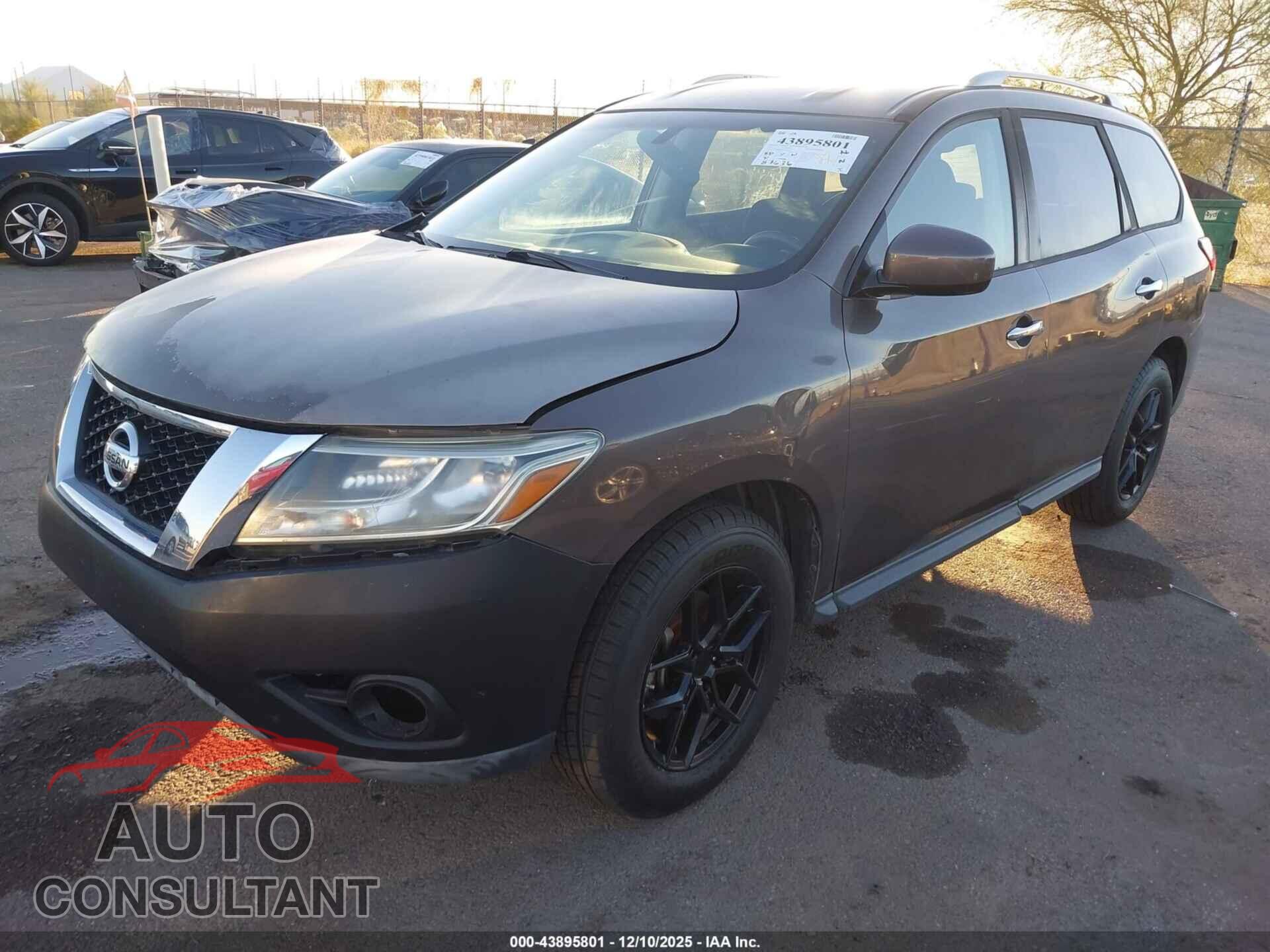 NISSAN PATHFINDER 2015 - 5N1AR2MM1FC636111