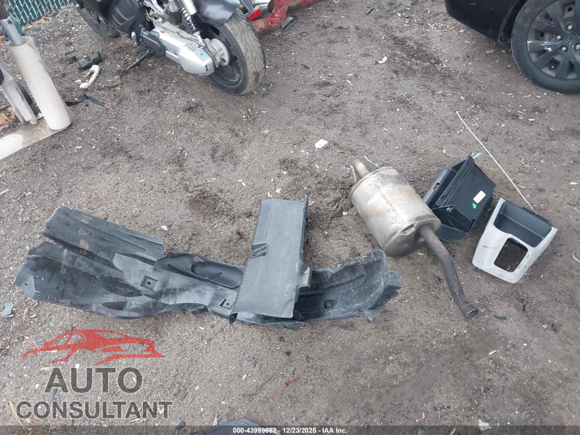 HONDA CIVIC 2012 - 2HGFB2F58CH320820