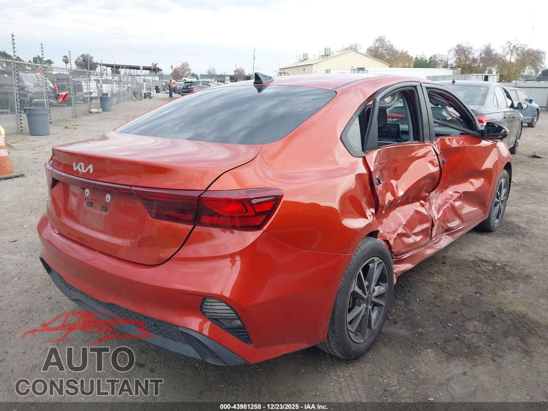 KIA FORTE 2023 - 3KPF24AD0PE679931