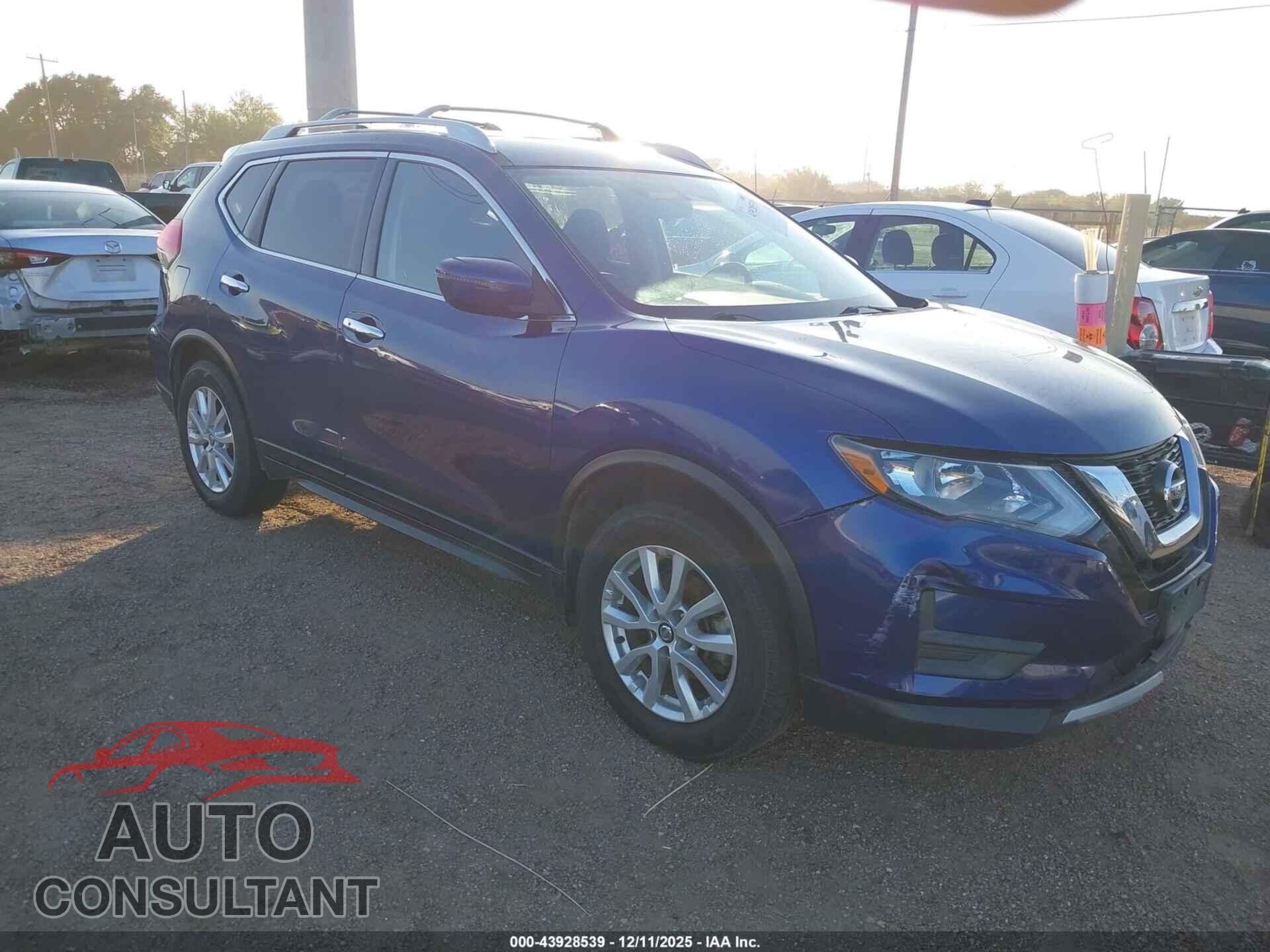 NISSAN ROGUE 2017 - JN8AT2MT1HW138641