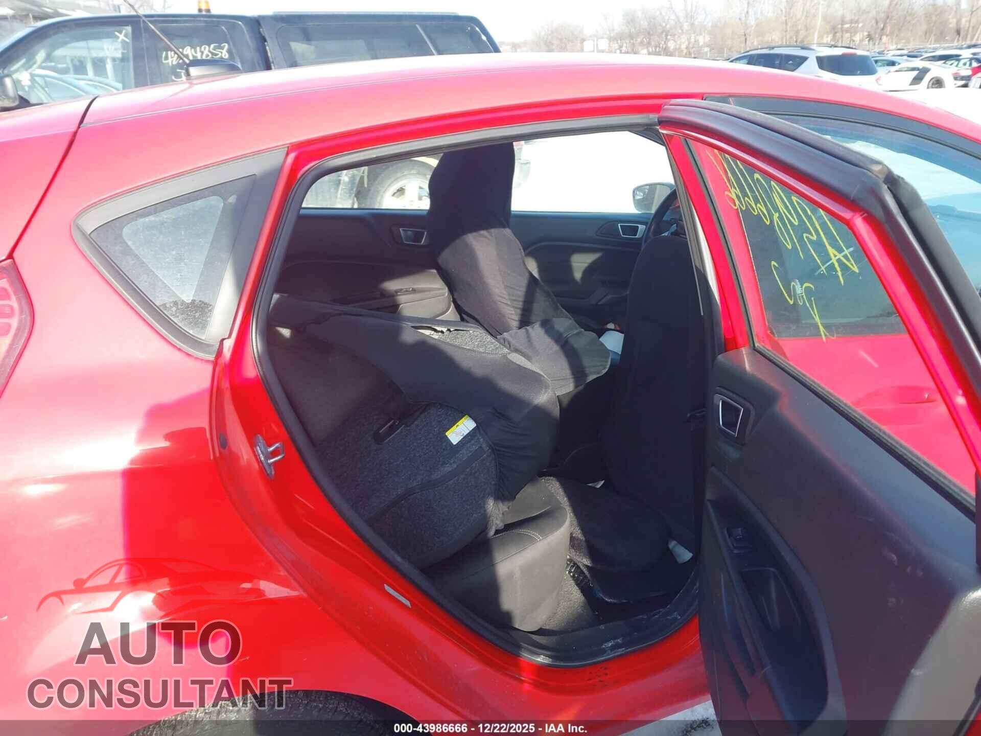 FORD FIESTA 2015 - 3FADP4EJ2FM105530