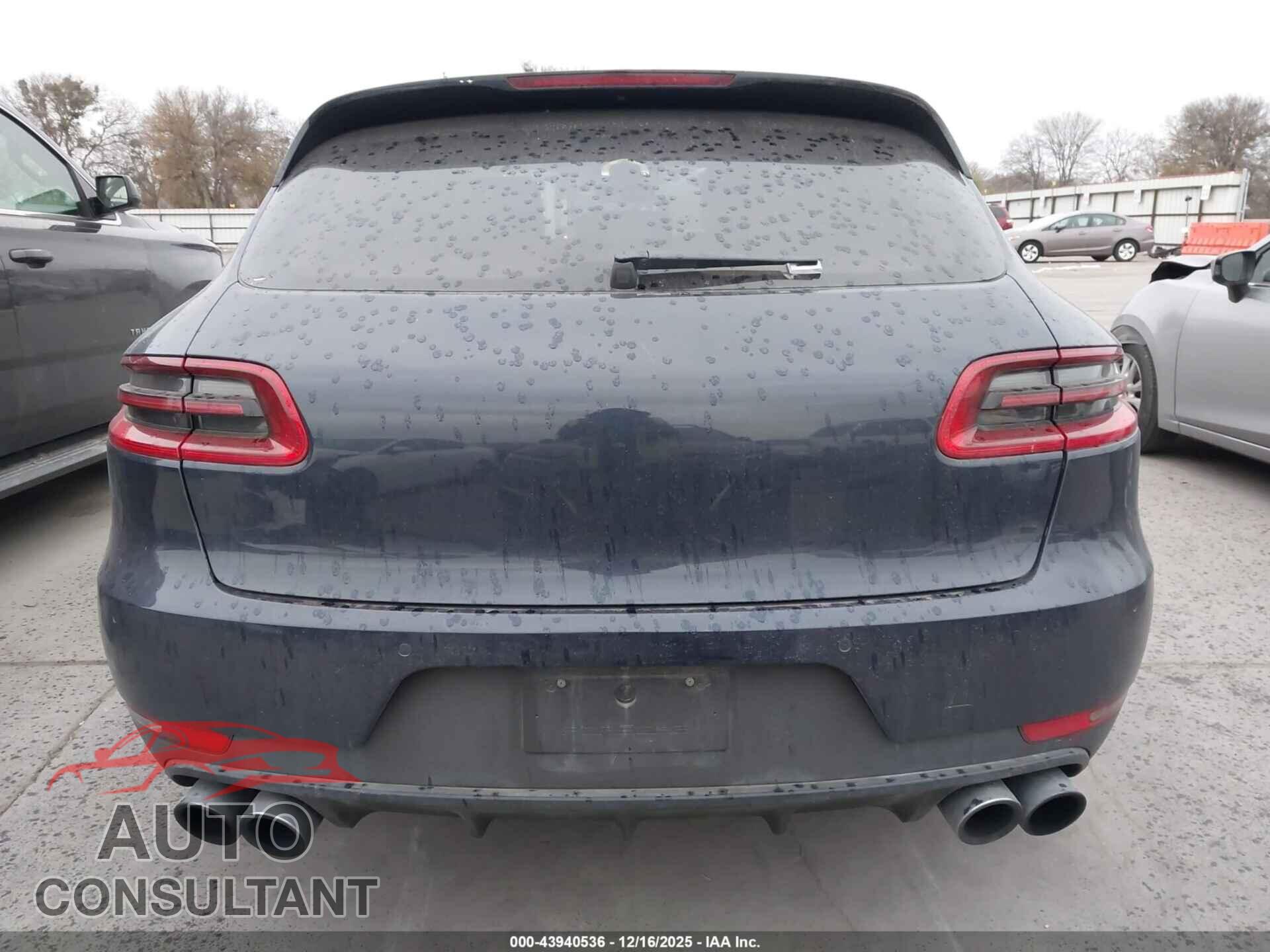 PORSCHE MACAN 2015 - WP1AB2A58FLB58032