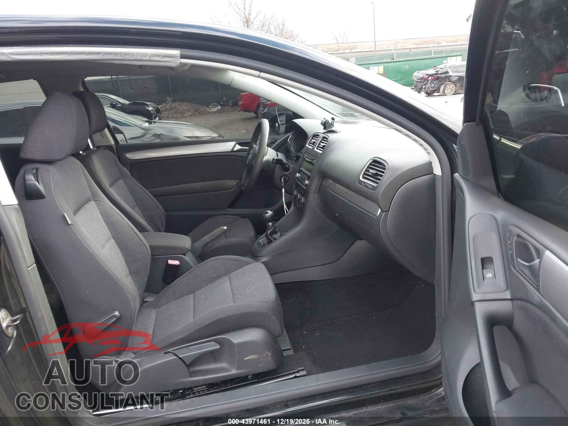 VOLKSWAGEN GOLF 2012 - WVWAB7AJ1CW247558
