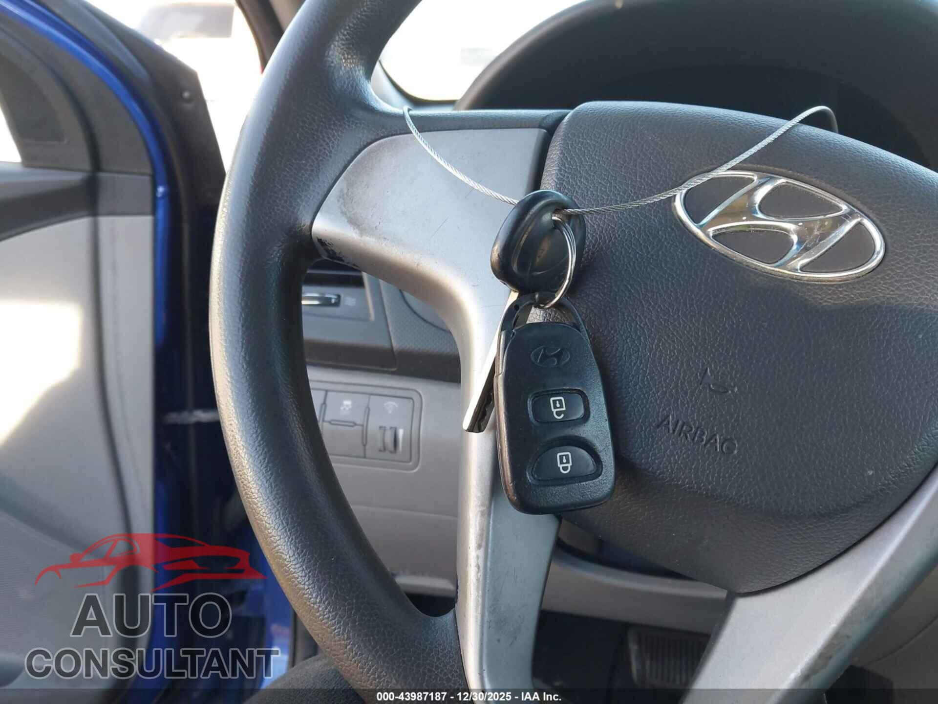 HYUNDAI ACCENT 2014 - KMHCT4AE1EU623578