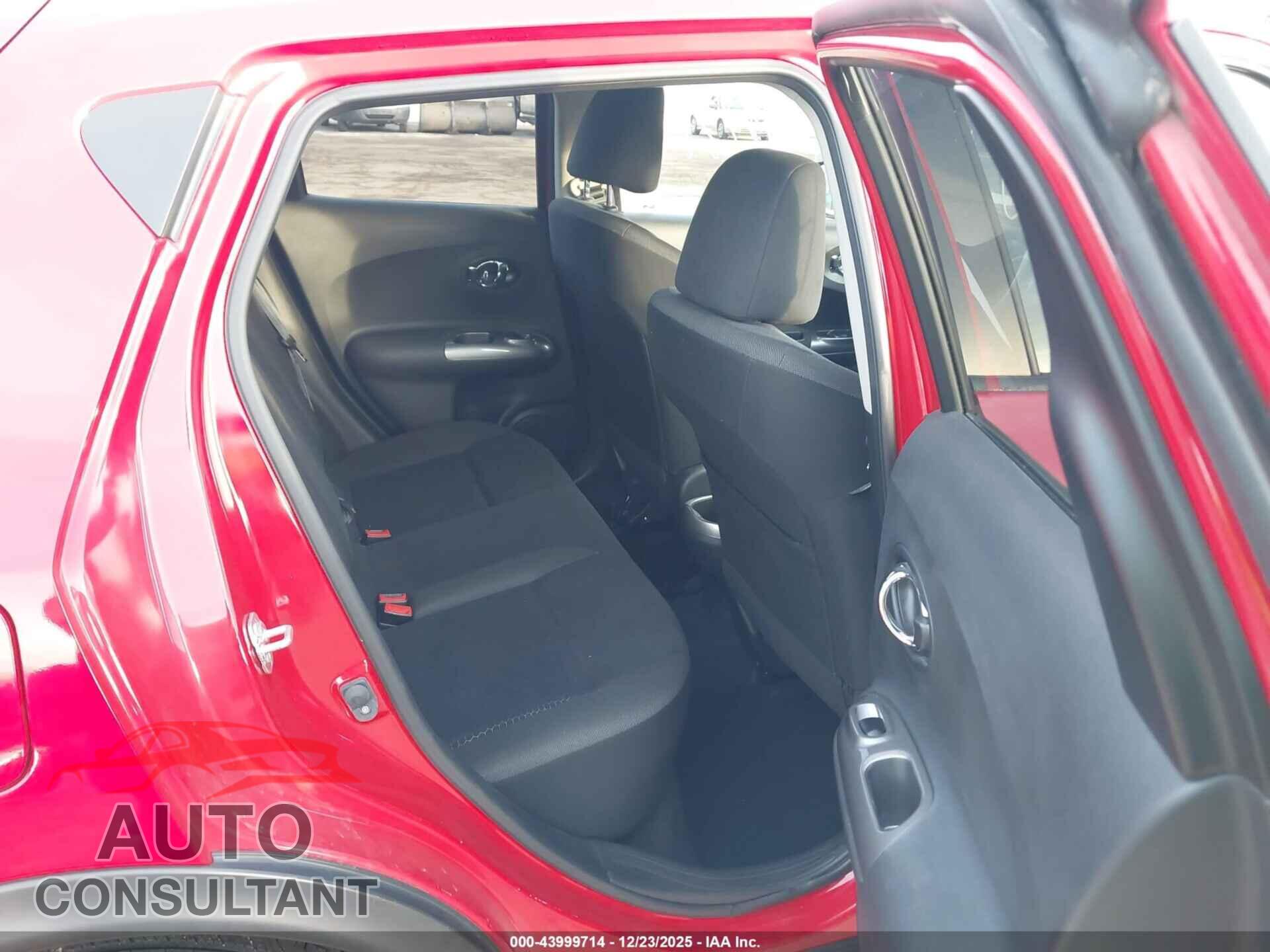 NISSAN JUKE 2015 - JN8AF5MVXFT562988