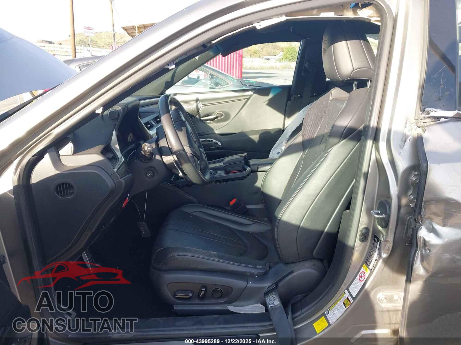 LEXUS ES 350 2019 - 58ABZ1B19KU015686