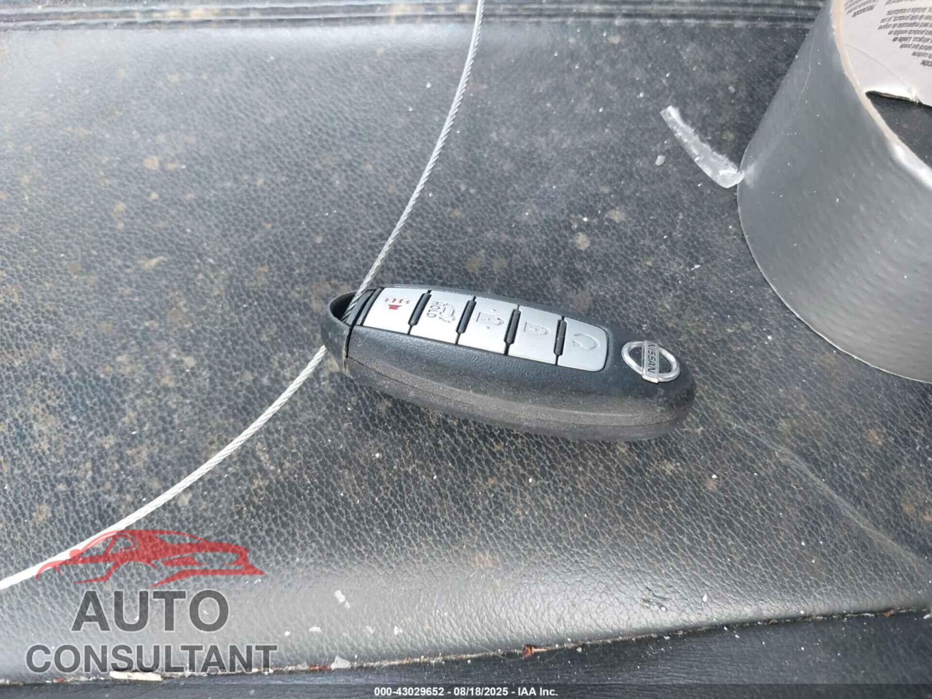 NISSAN PATHFINDER 2014 - 5N1AR2MN2EC683509