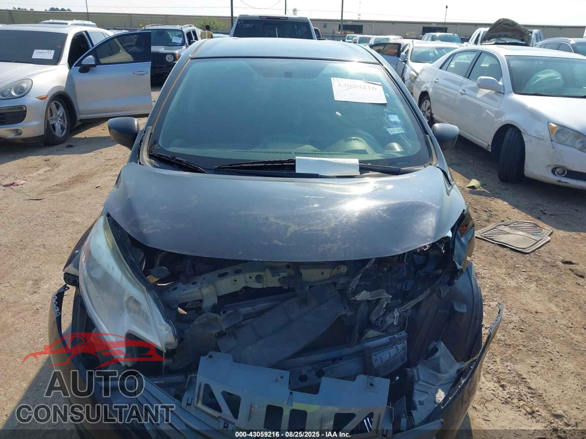 NISSAN VERSA NOTE 2015 - 3N1CE2CP6FL397697