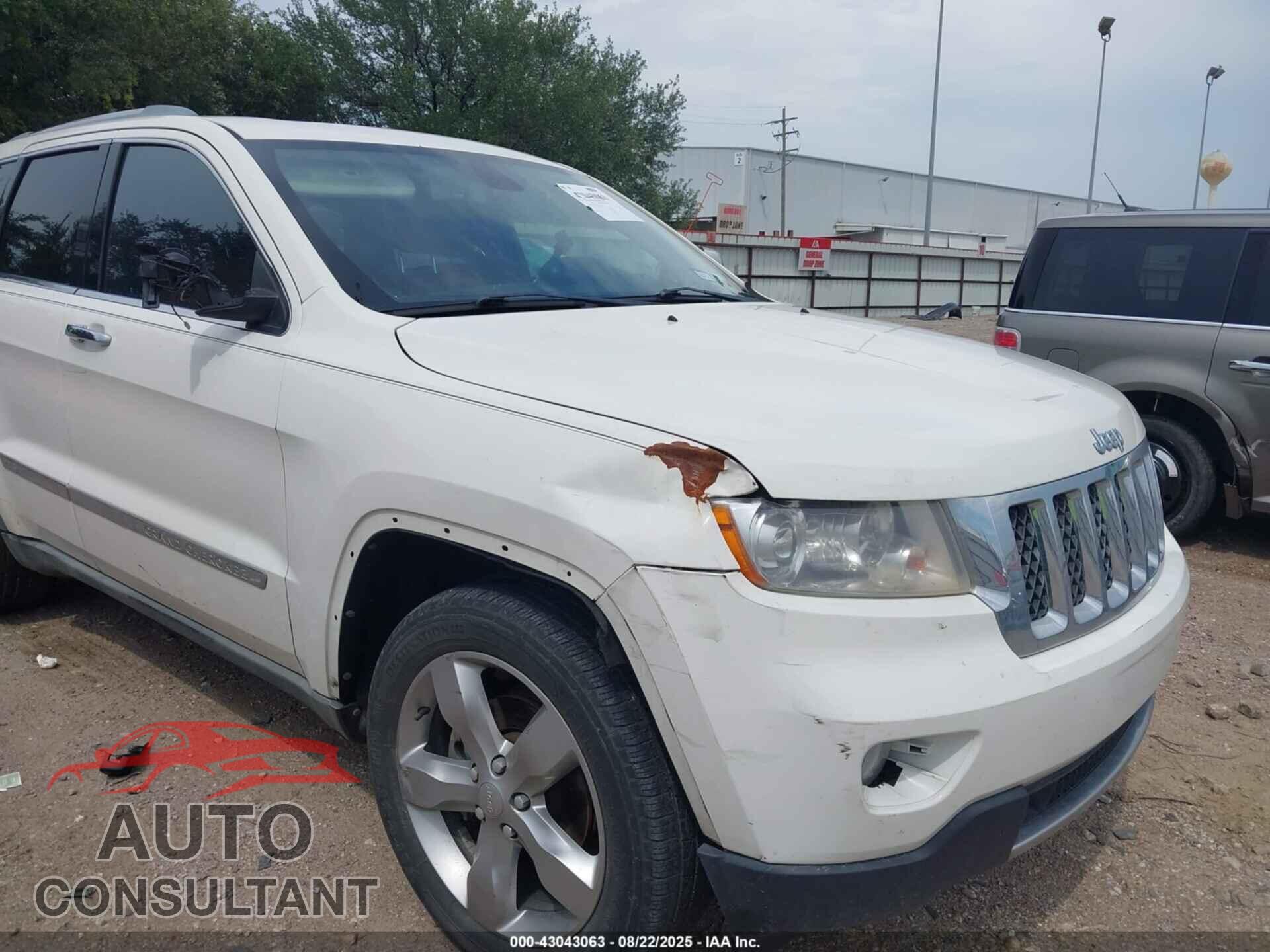 JEEP GRAND CHEROKEE 2011 - 1J4RS6GG8BC719600