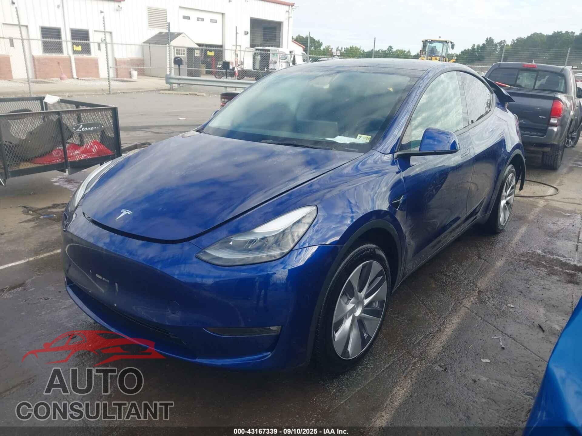 TESLA MODEL Y 2023 - 7SAYGDEE6PF685923