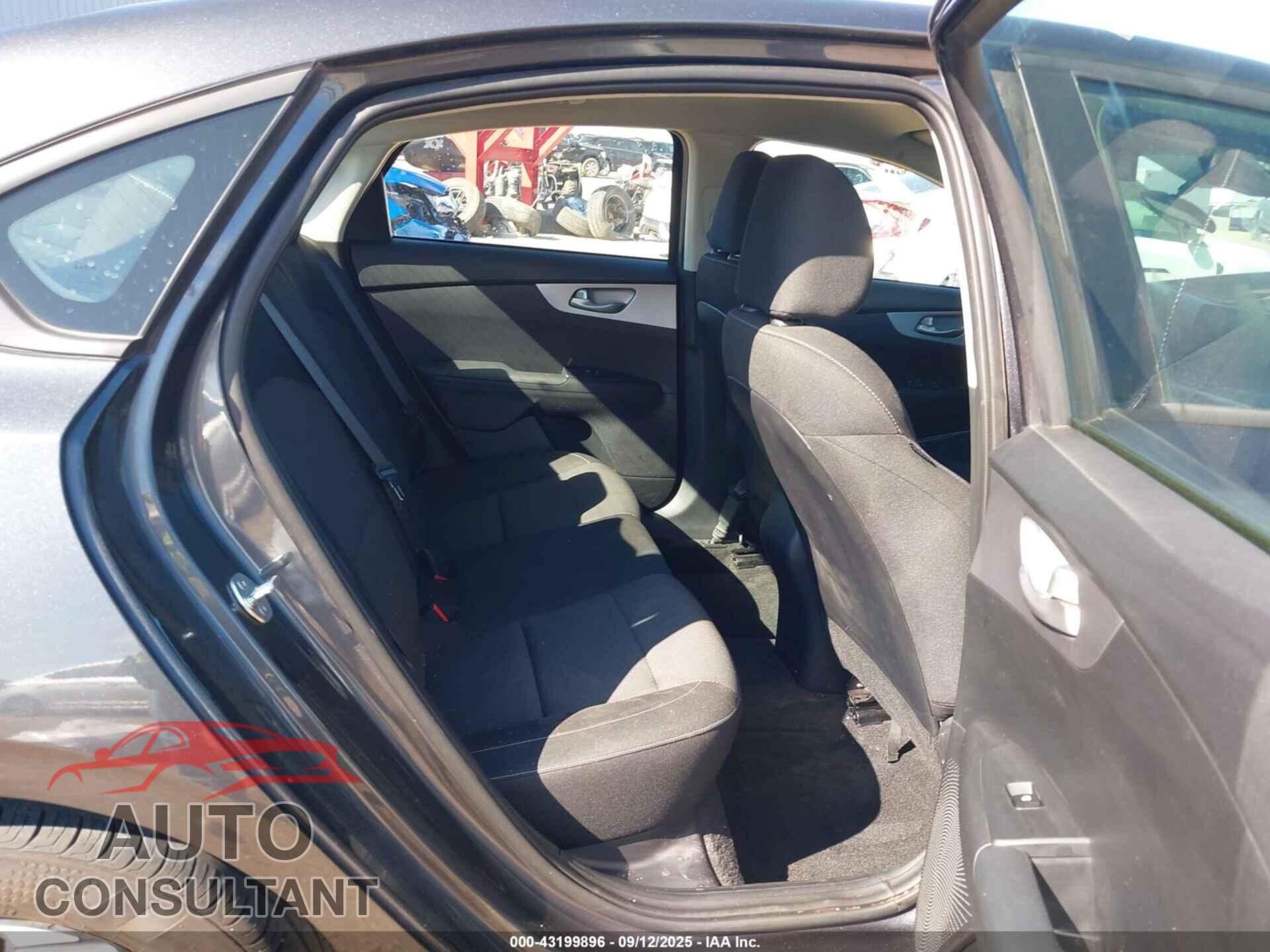 KIA FORTE 2024 - 3KPF24ADXRE841065