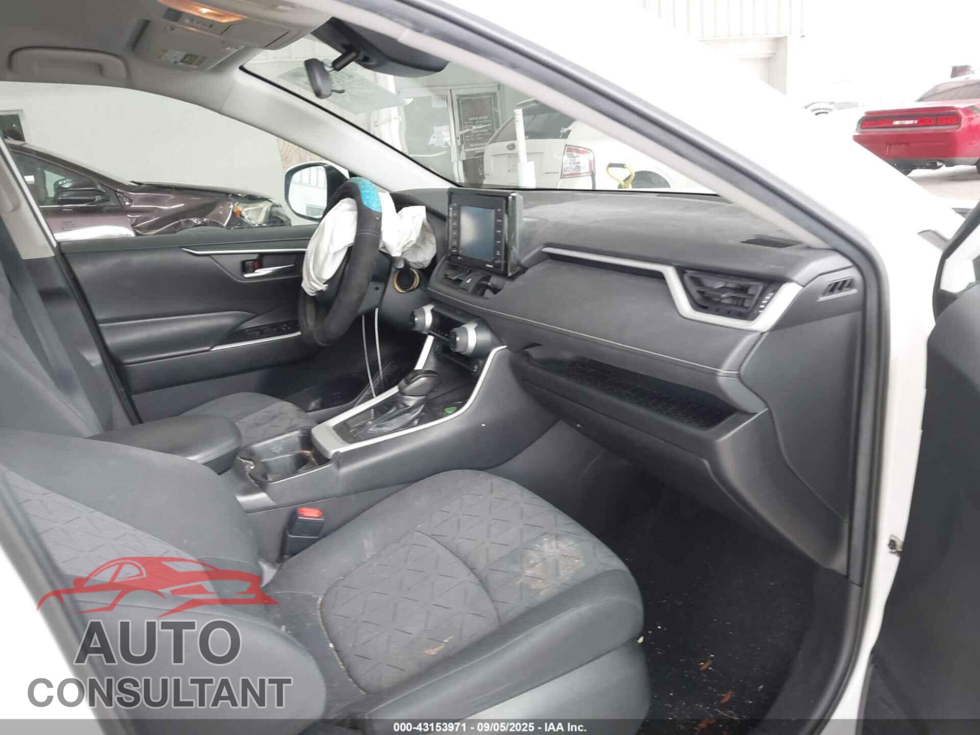 TOYOTA RAV4 2021 - 2T3W1RFV0MC086086