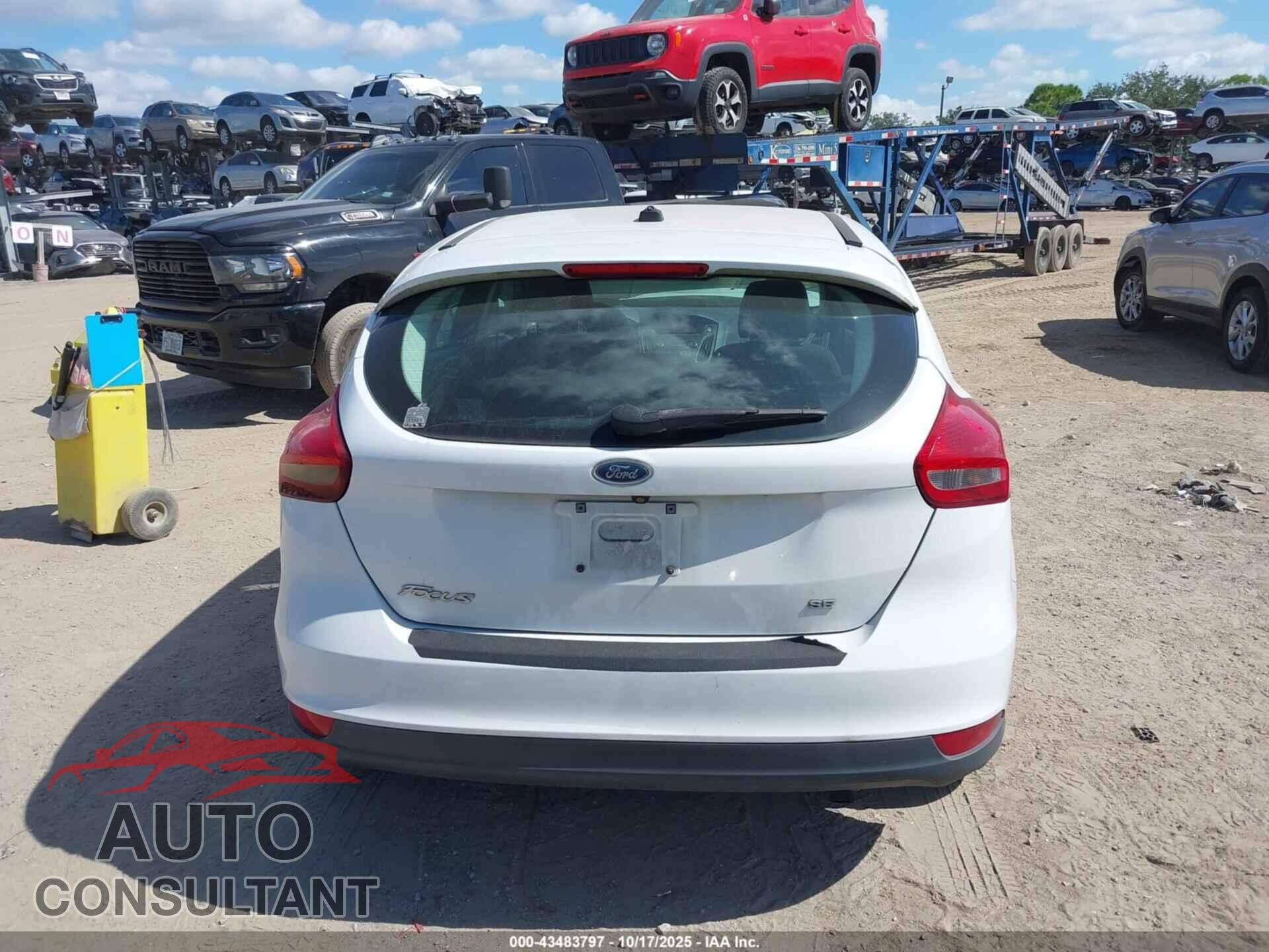 FORD FOCUS 2018 - 1FADP3K20JL206860