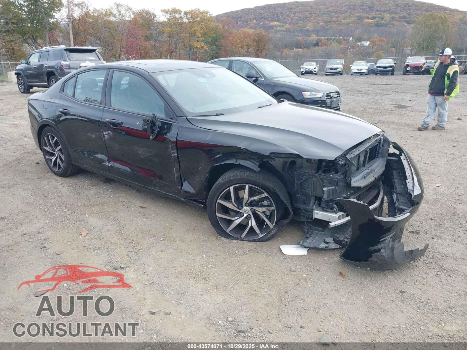 VOLVO S60 2019 - 7JR102FK1KG014865