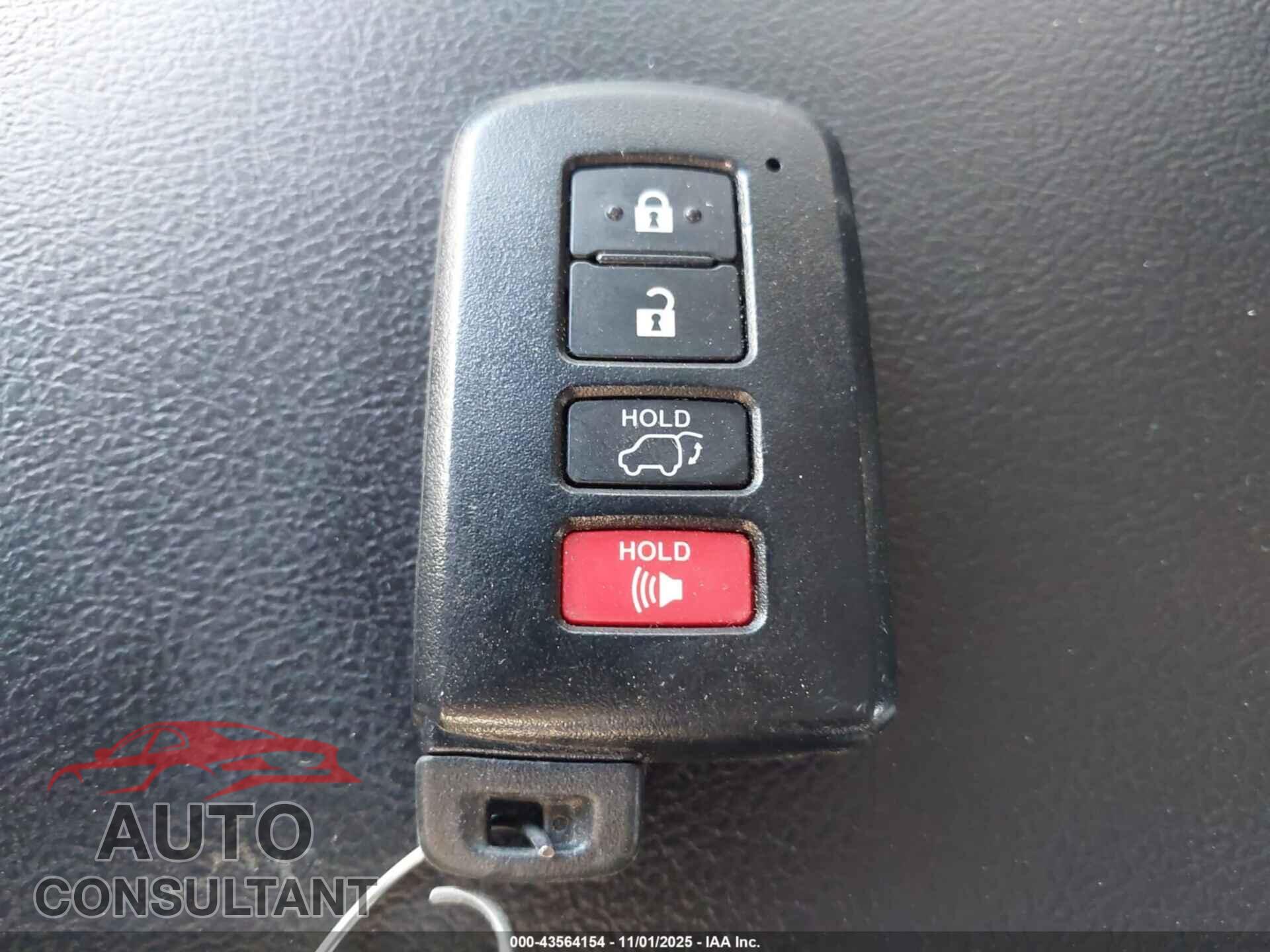 TOYOTA SEQUOIA 2021 - 5TDHY5A11MS075874