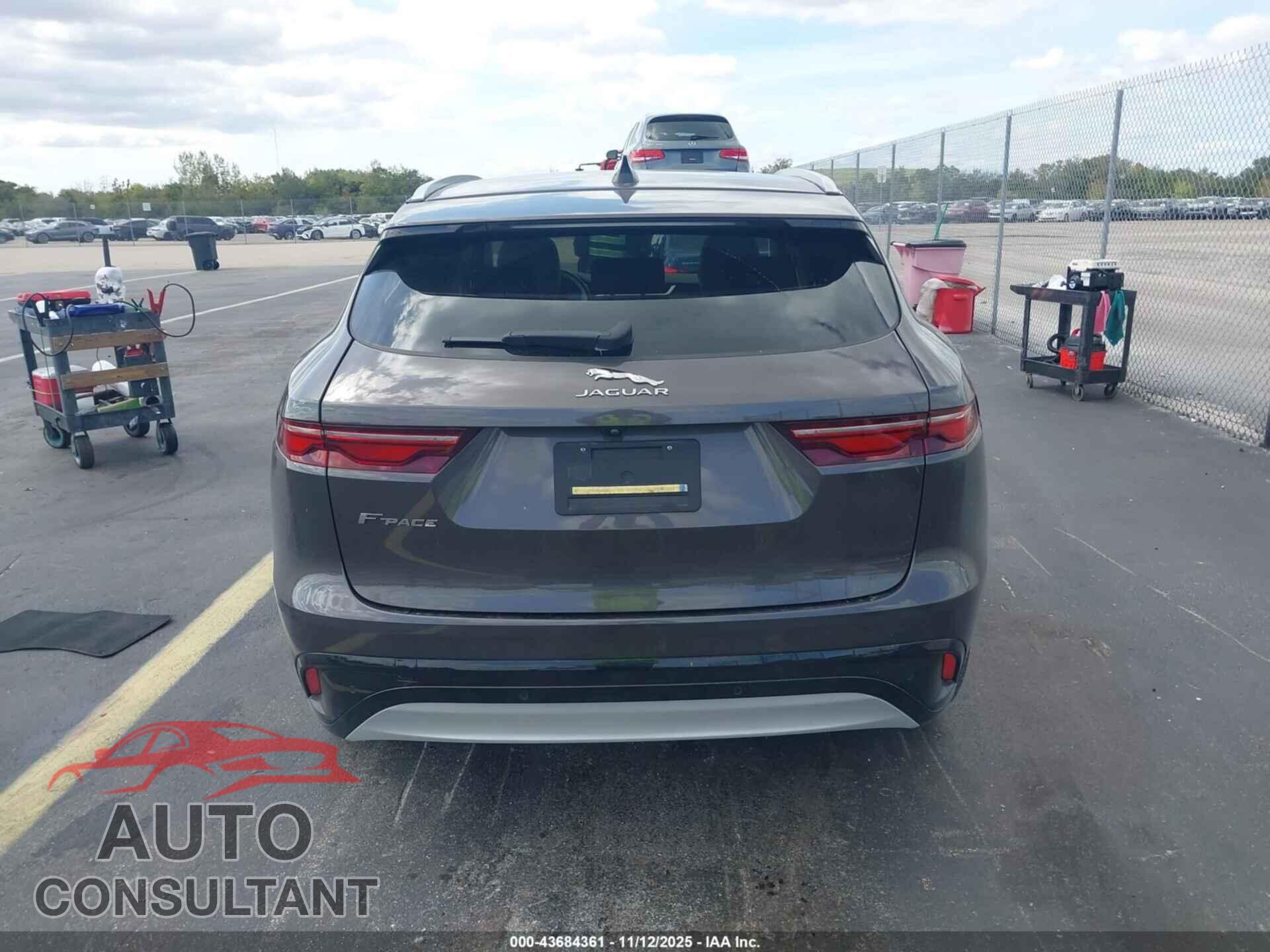 JAGUAR F-PACE 2021 - SADCJ2EX1MA684539