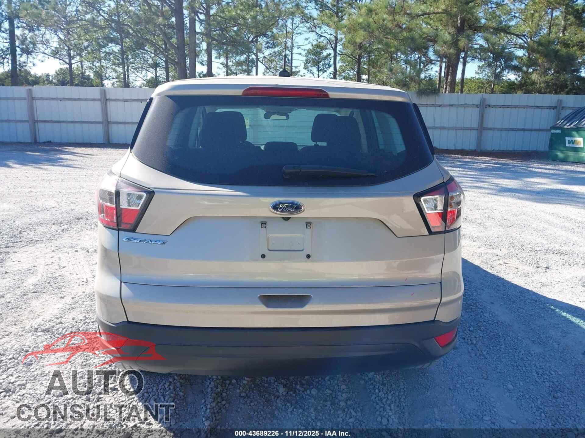 FORD ESCAPE 2017 - 1FMCU0F71HUE30688