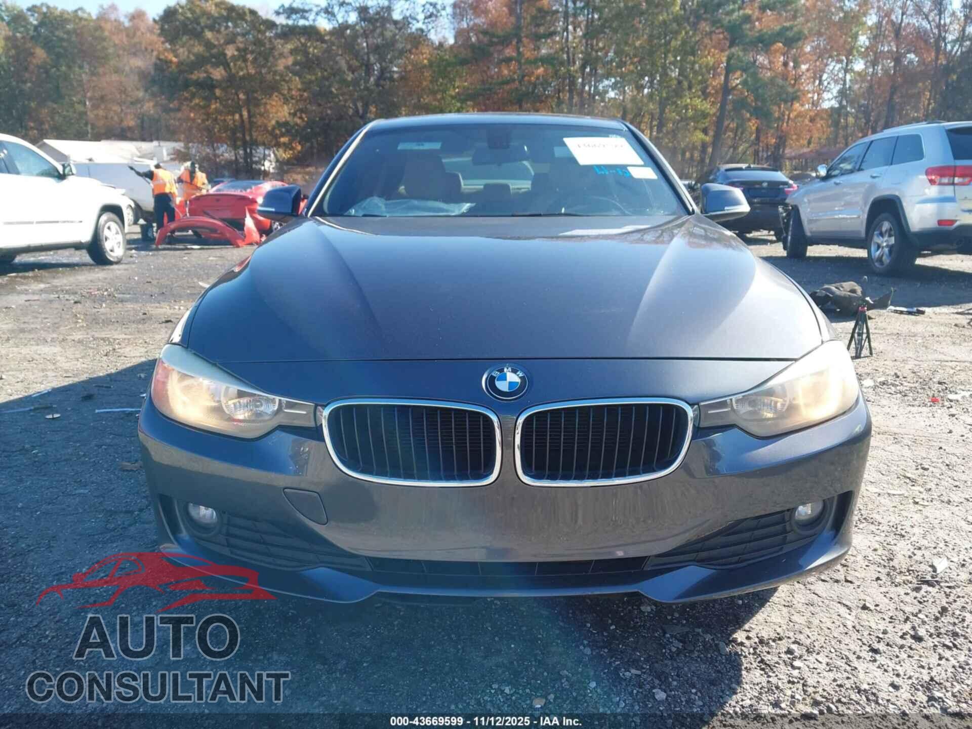 BMW 320I 2014 - WBA3B1G57ENS77234