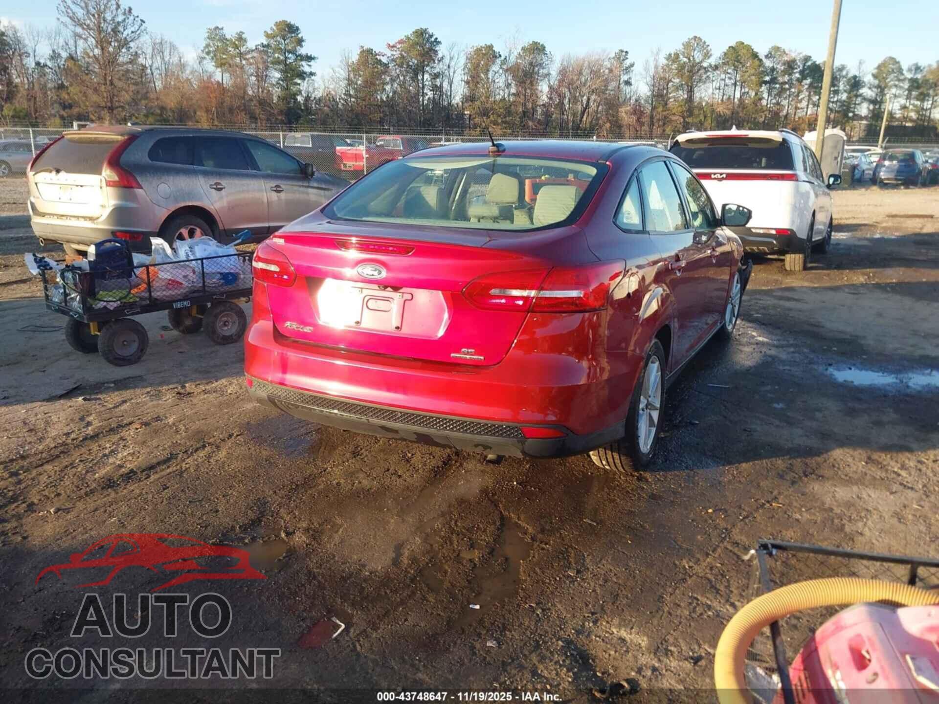 FORD FOCUS 2015 - 1FADP3F25FL292331