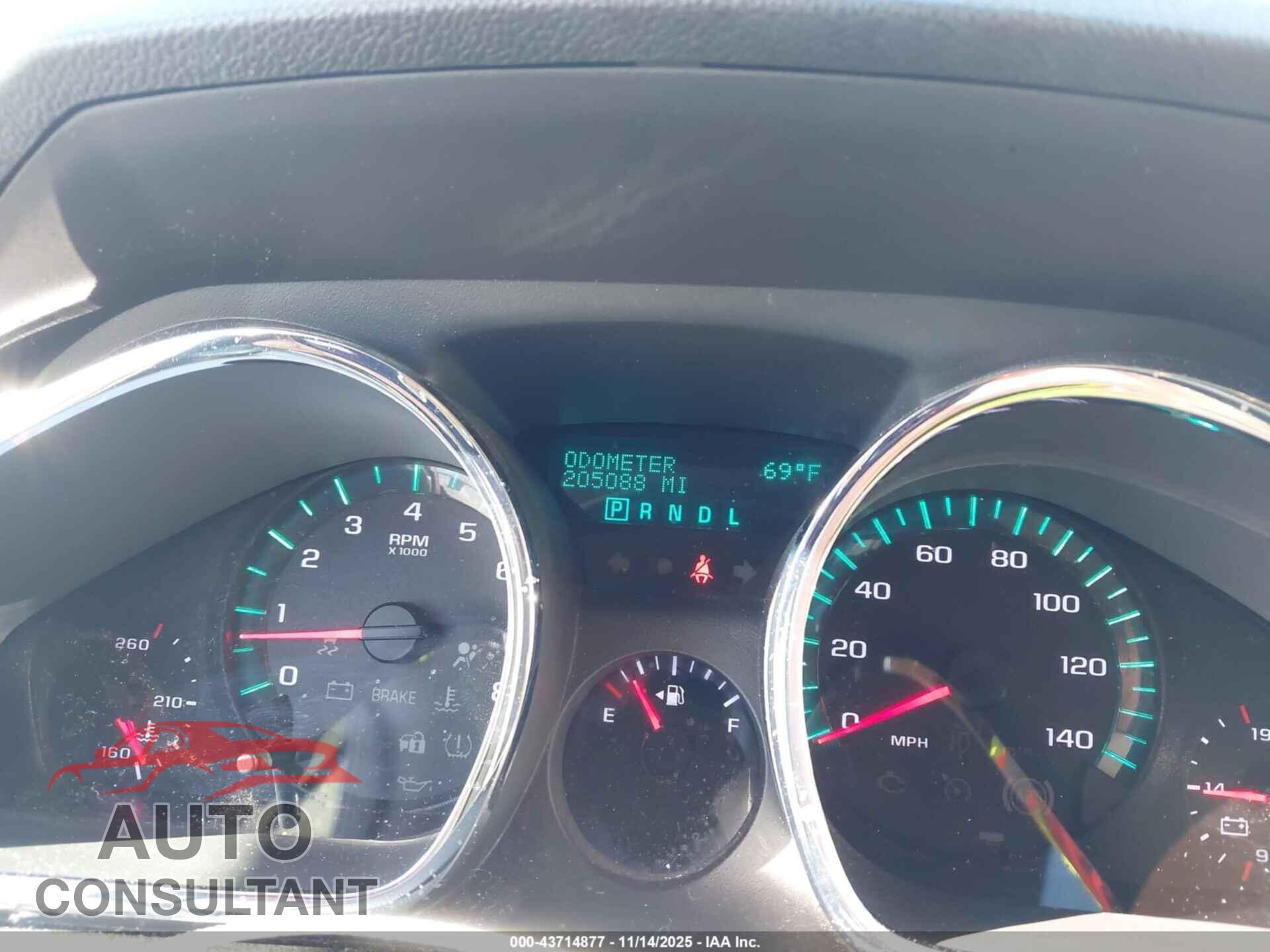 CHEVROLET TRAVERSE 2011 - 1GNKRJED5BJ307376