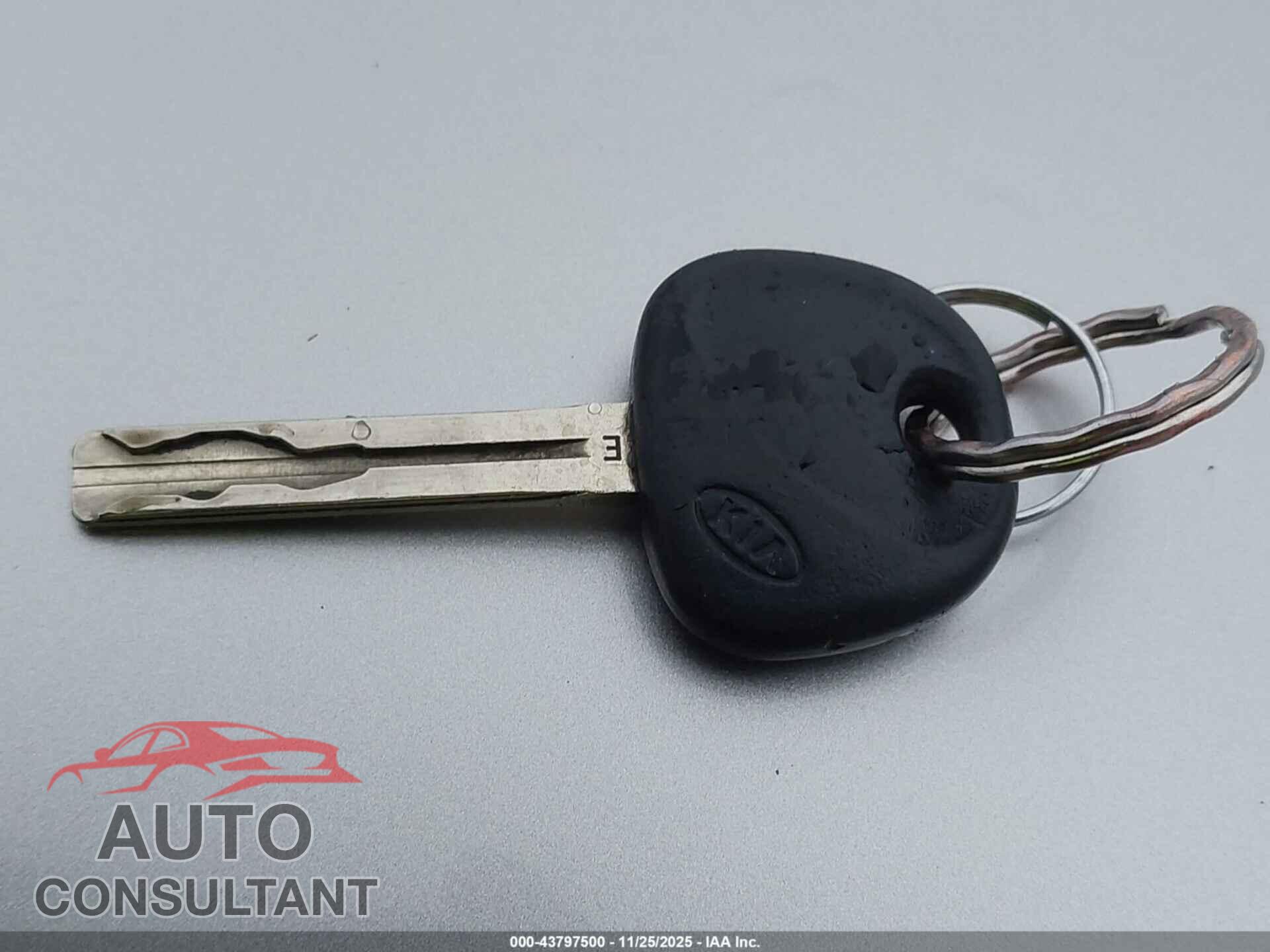 KIA OPTIMA 2013 - KNAGM4A70D5374295
