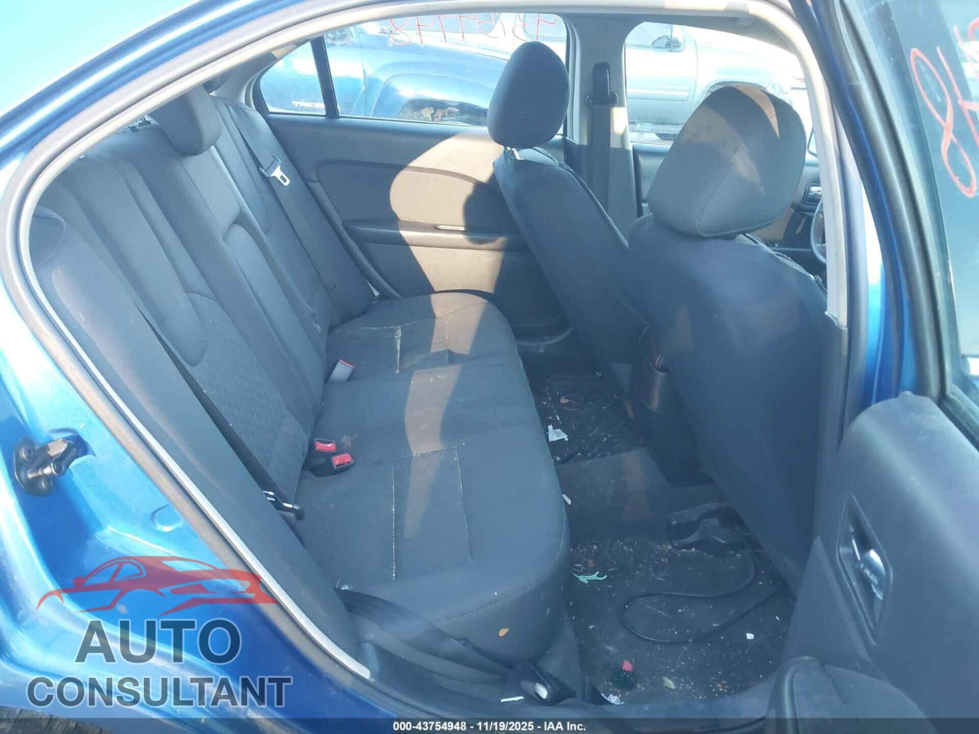 FORD FUSION 2011 - 3FAHP0HA7BR289270