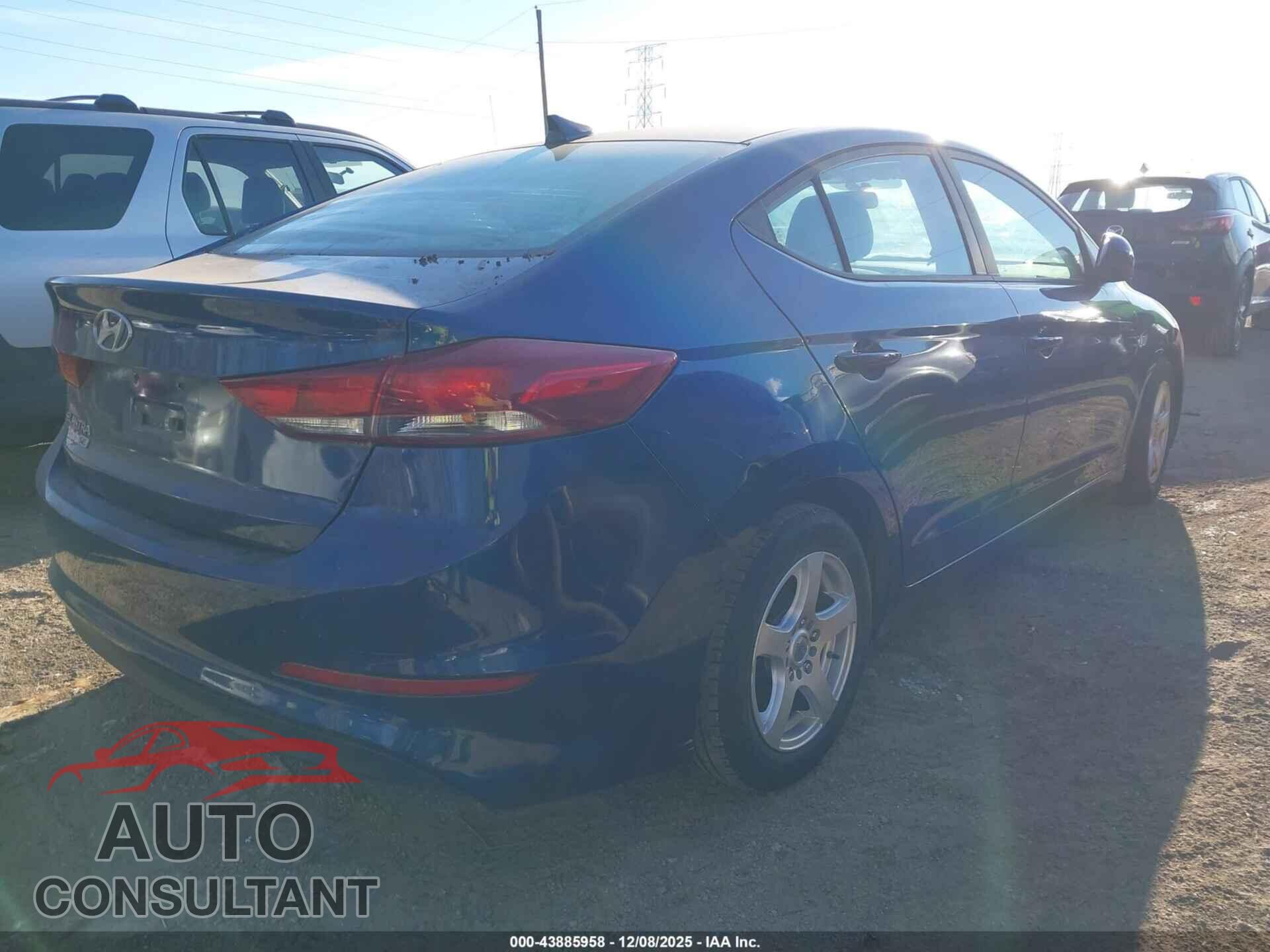 HYUNDAI ELANTRA 2017 - 5NPD74LF8HH140185