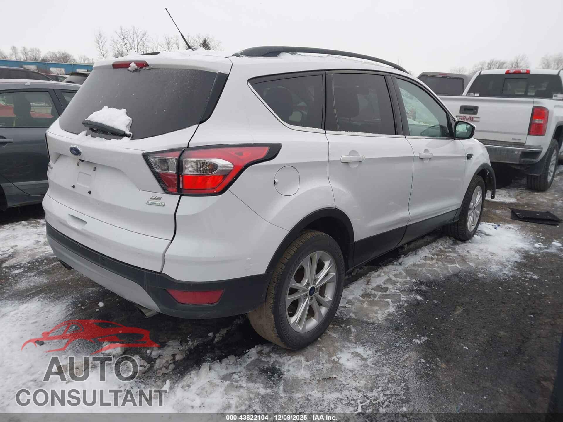 FORD ESCAPE 2017 - 1FMCU0GDXHUB83742