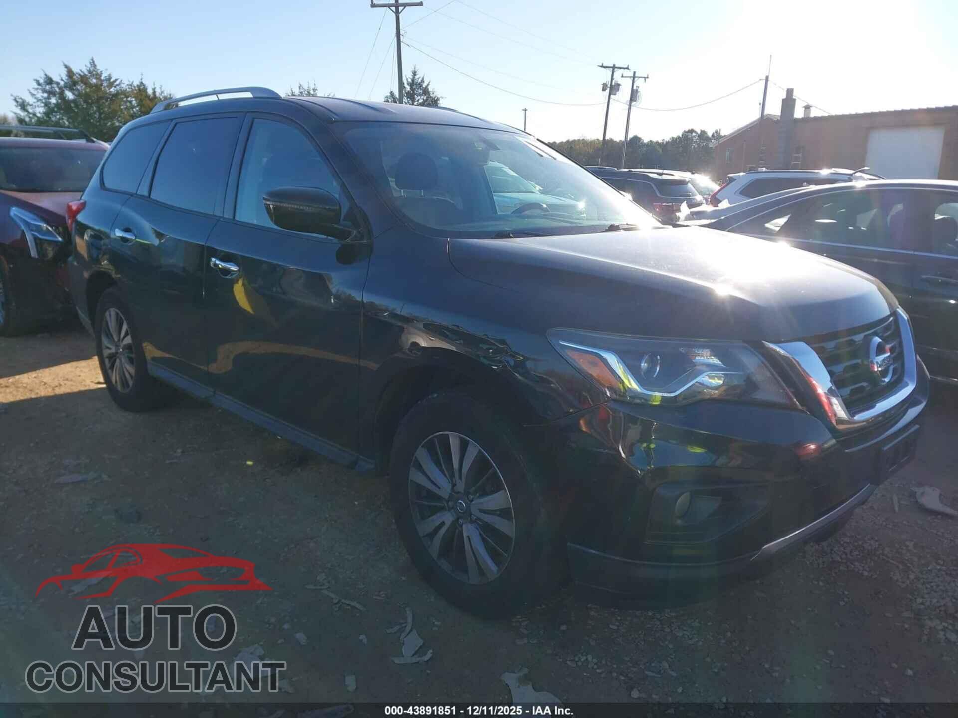 NISSAN PATHFINDER 2017 - 5N1DR2MM1HC664460