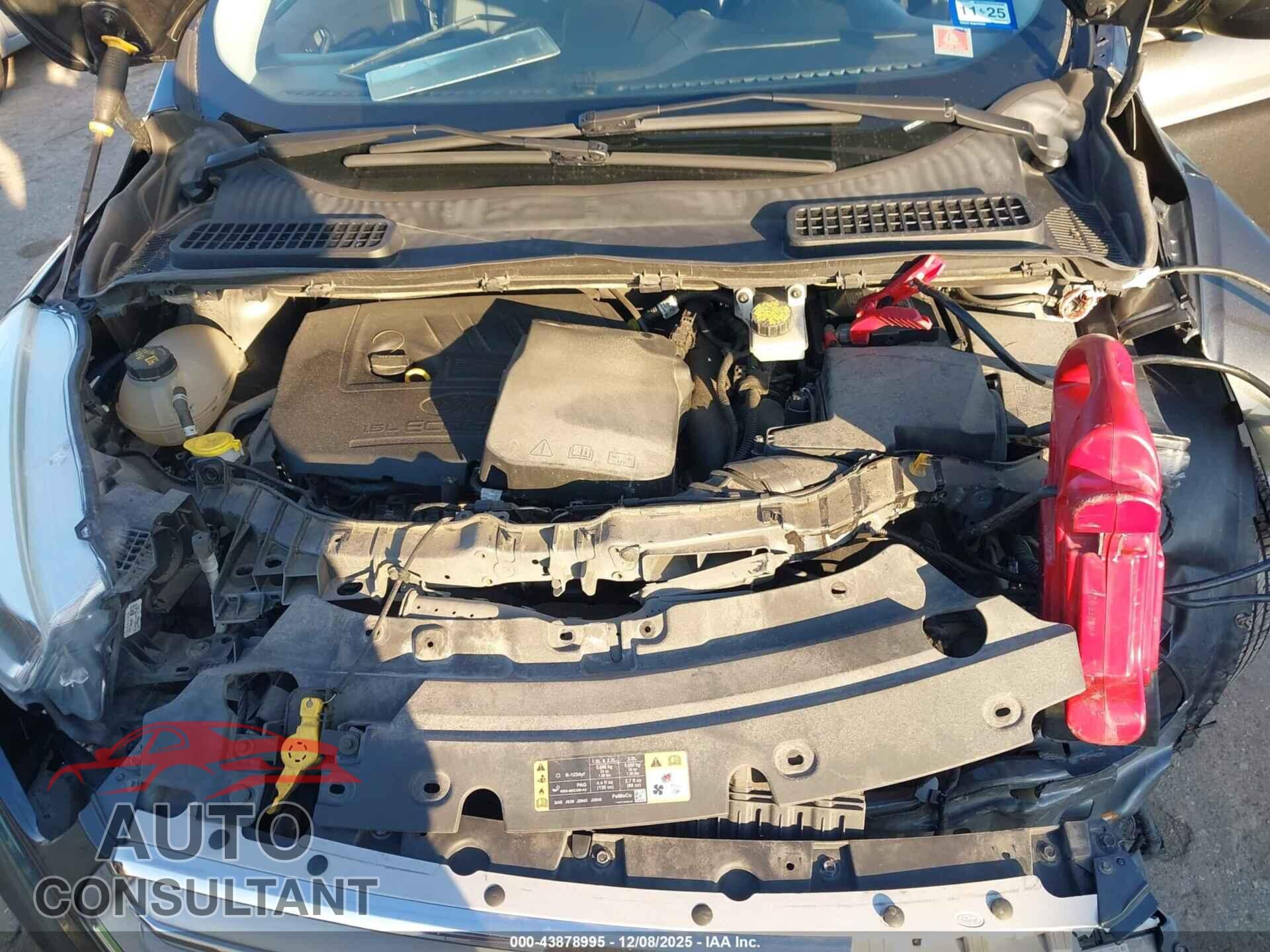 FORD ESCAPE 2018 - 1FMCU0GDXJUA42904