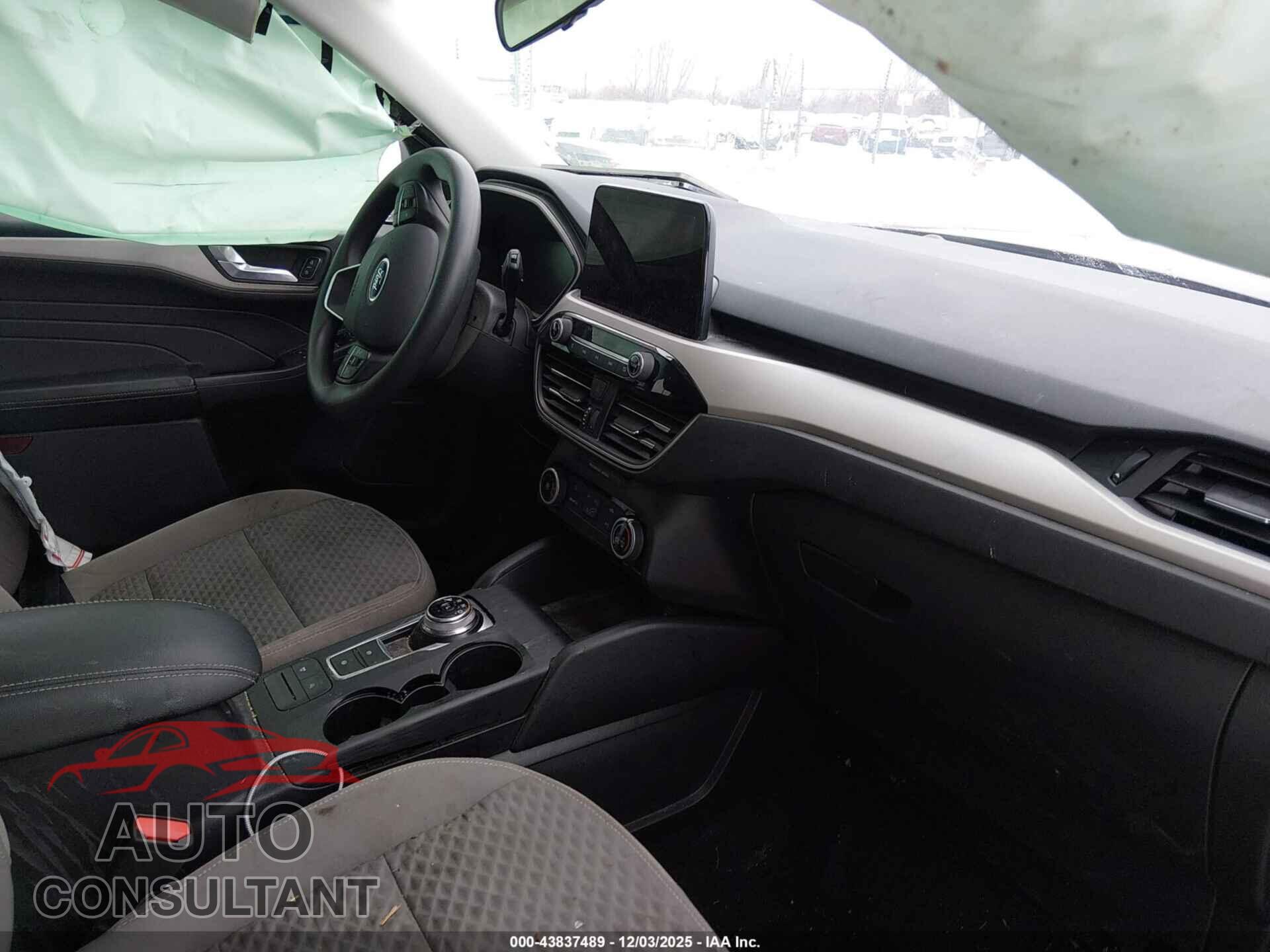 FORD ESCAPE 2021 - 1FMCU9G6XMUA36370