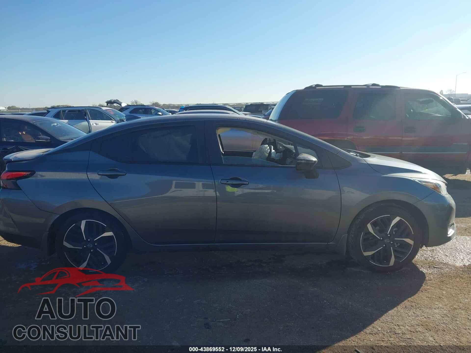 NISSAN VERSA 2024 - 3N1CN8FV7RL862313