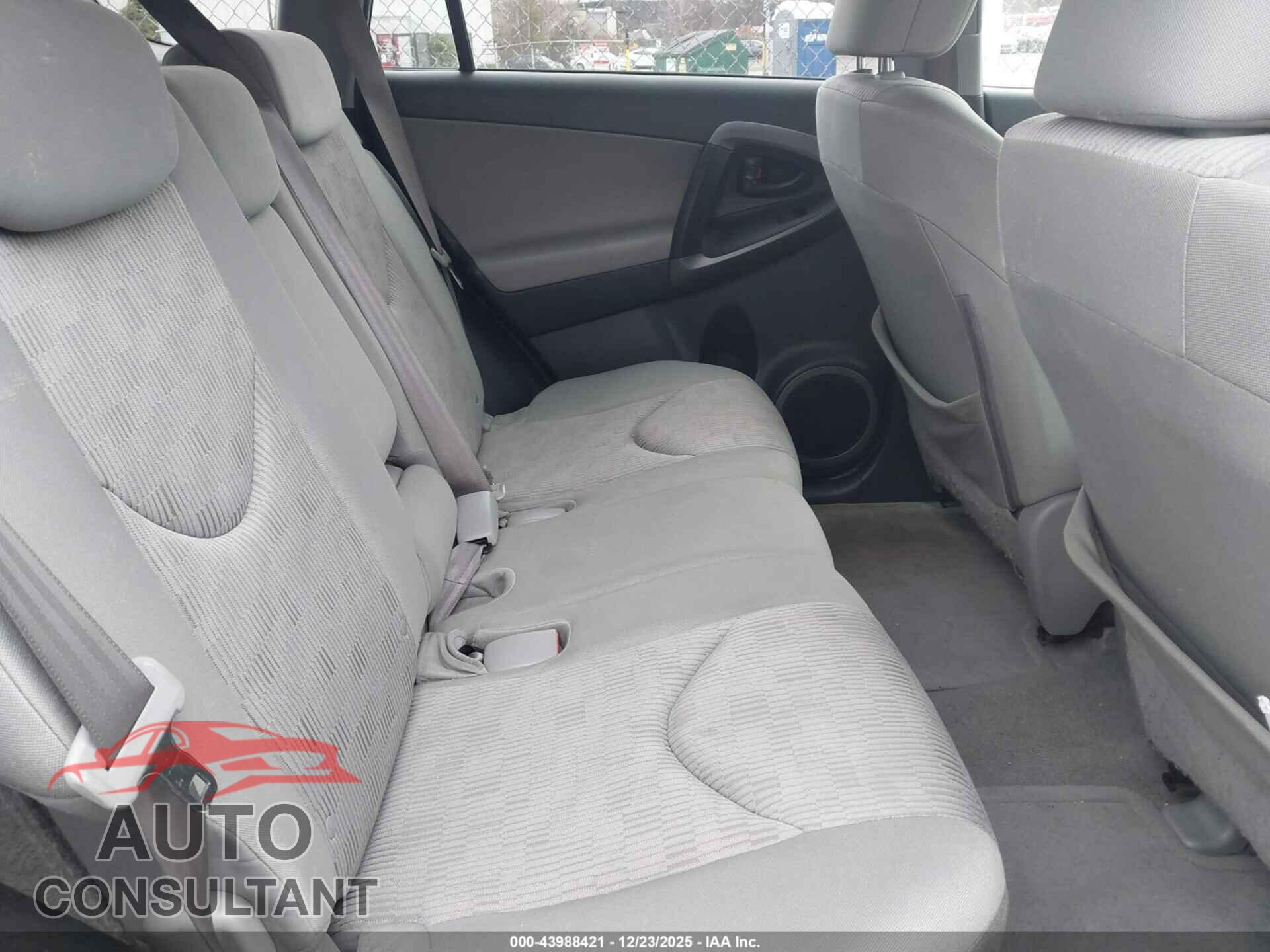 TOYOTA RAV4 2010 - 2T3JF4DV4AW061428
