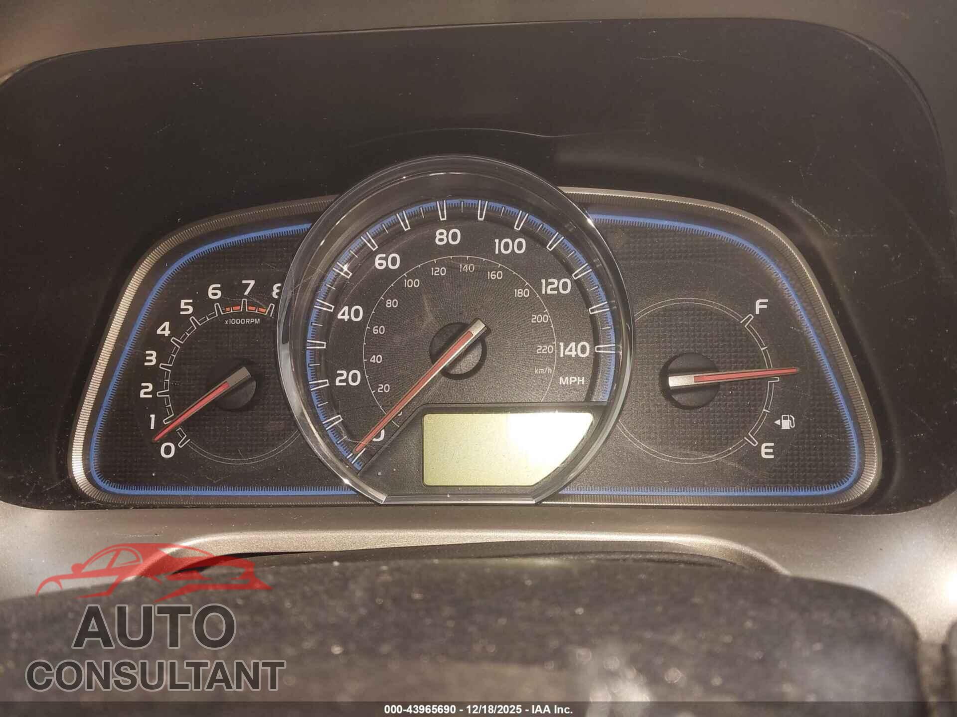 TOYOTA RAV4 2015 - JTMDFREV7FD167398