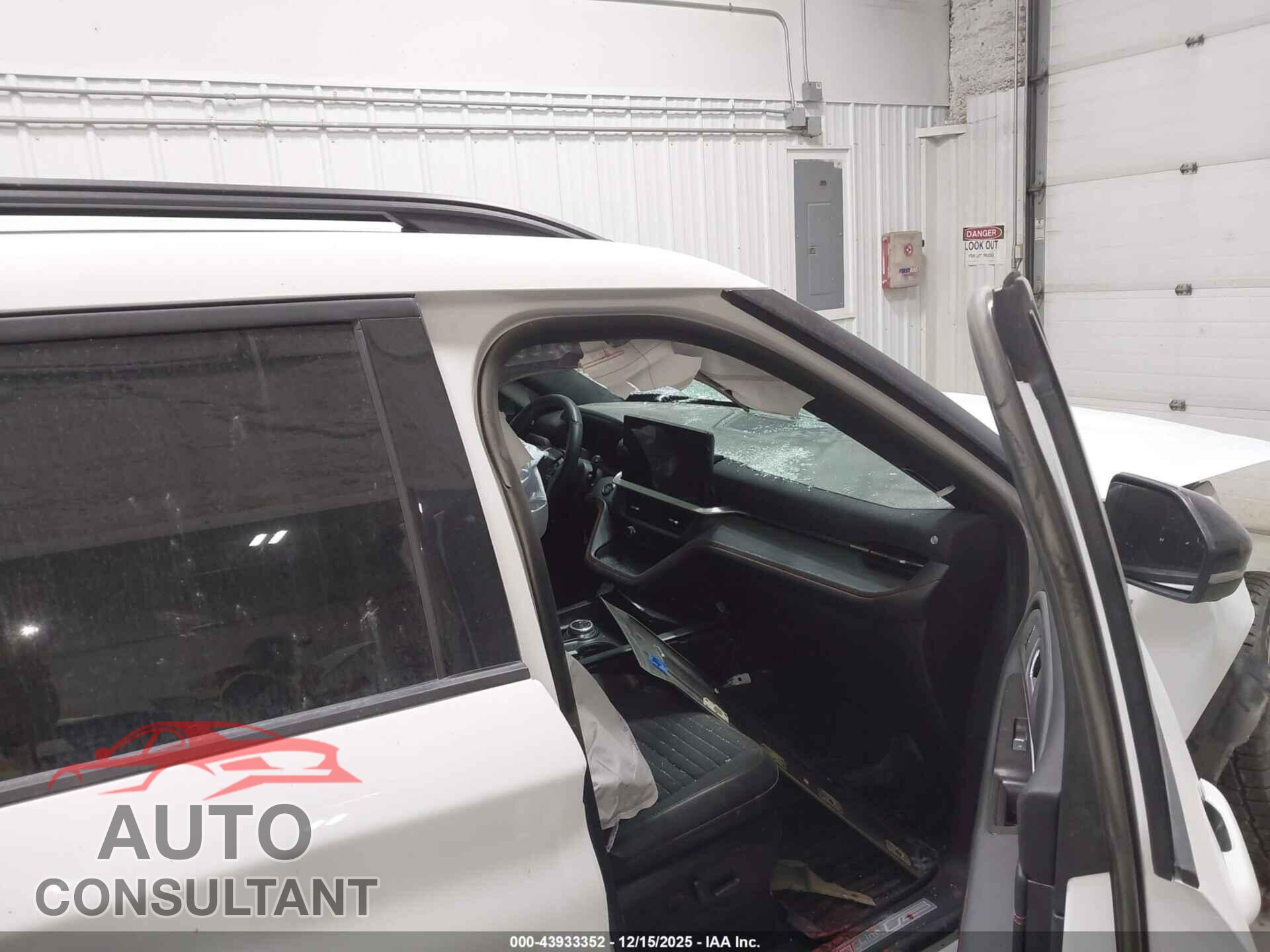 FORD EXPLORER 2025 - 1FMUK8KH7SGA90590