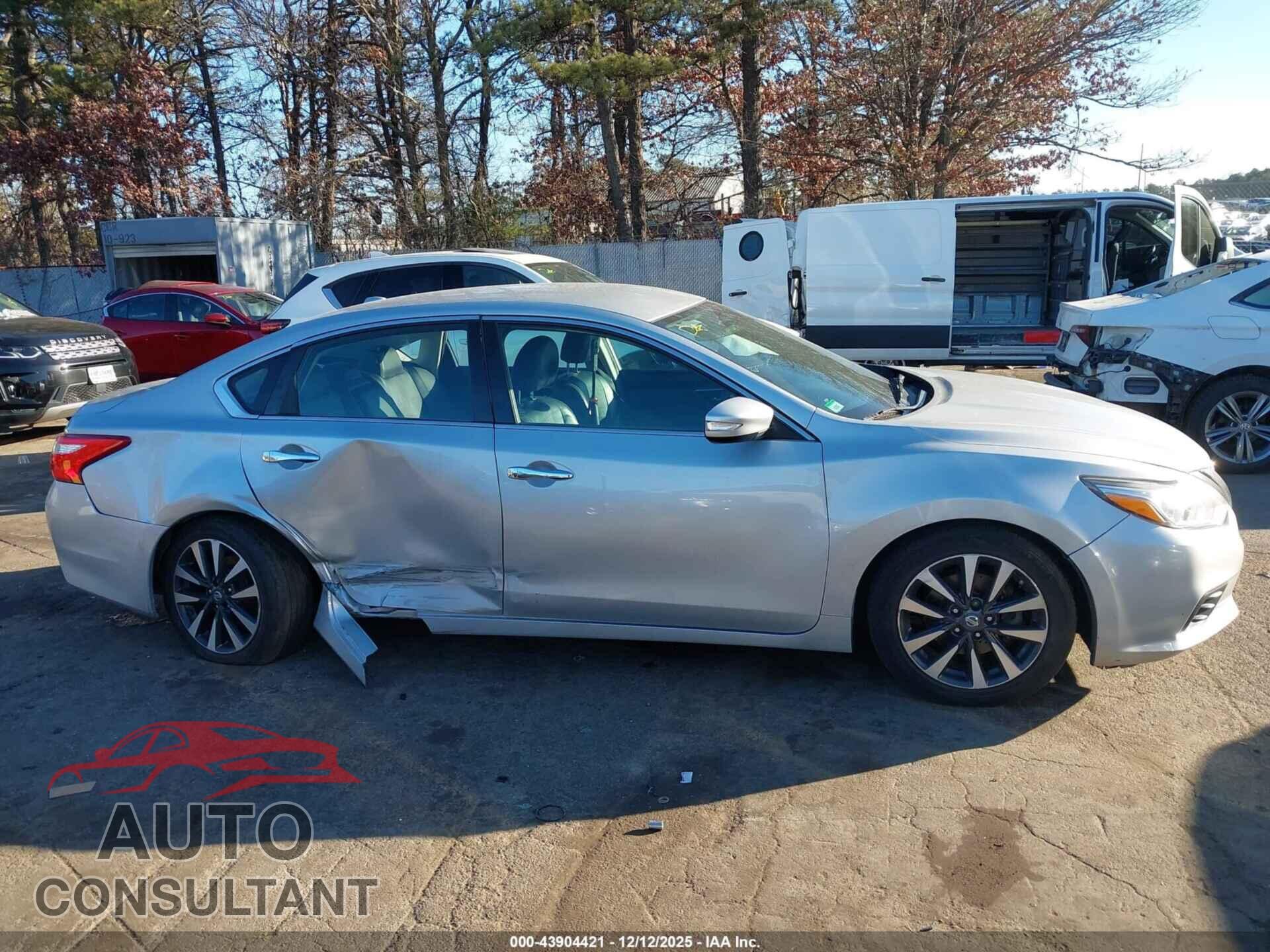 NISSAN ALTIMA 2017 - 1N4AL3AP5HC145849
