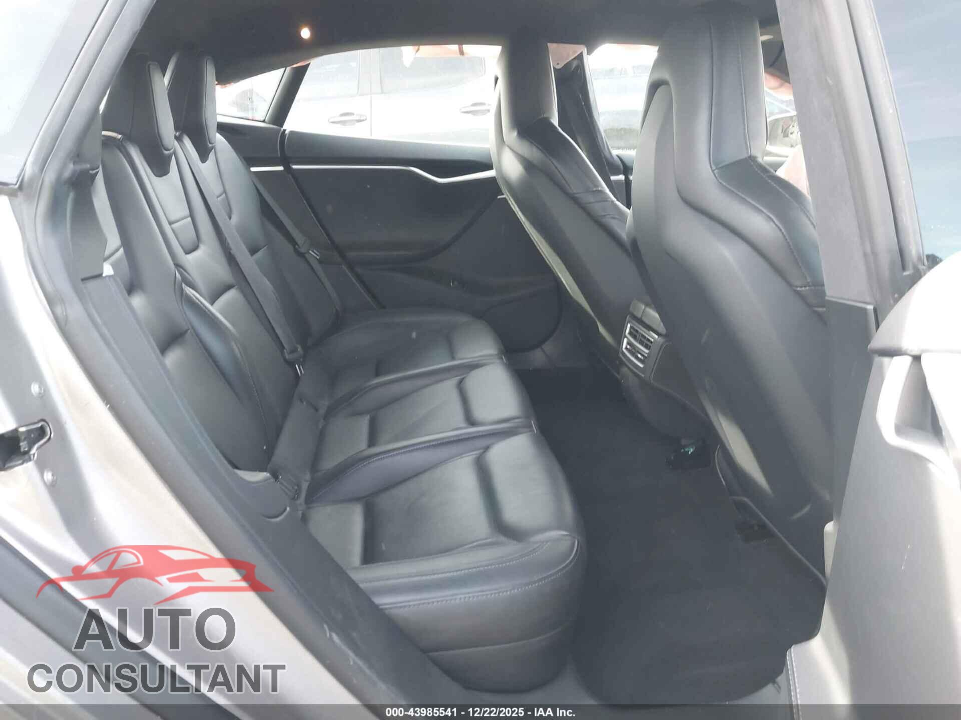 TESLA MODEL S 2015 - 5YJSA1H29FFP64375